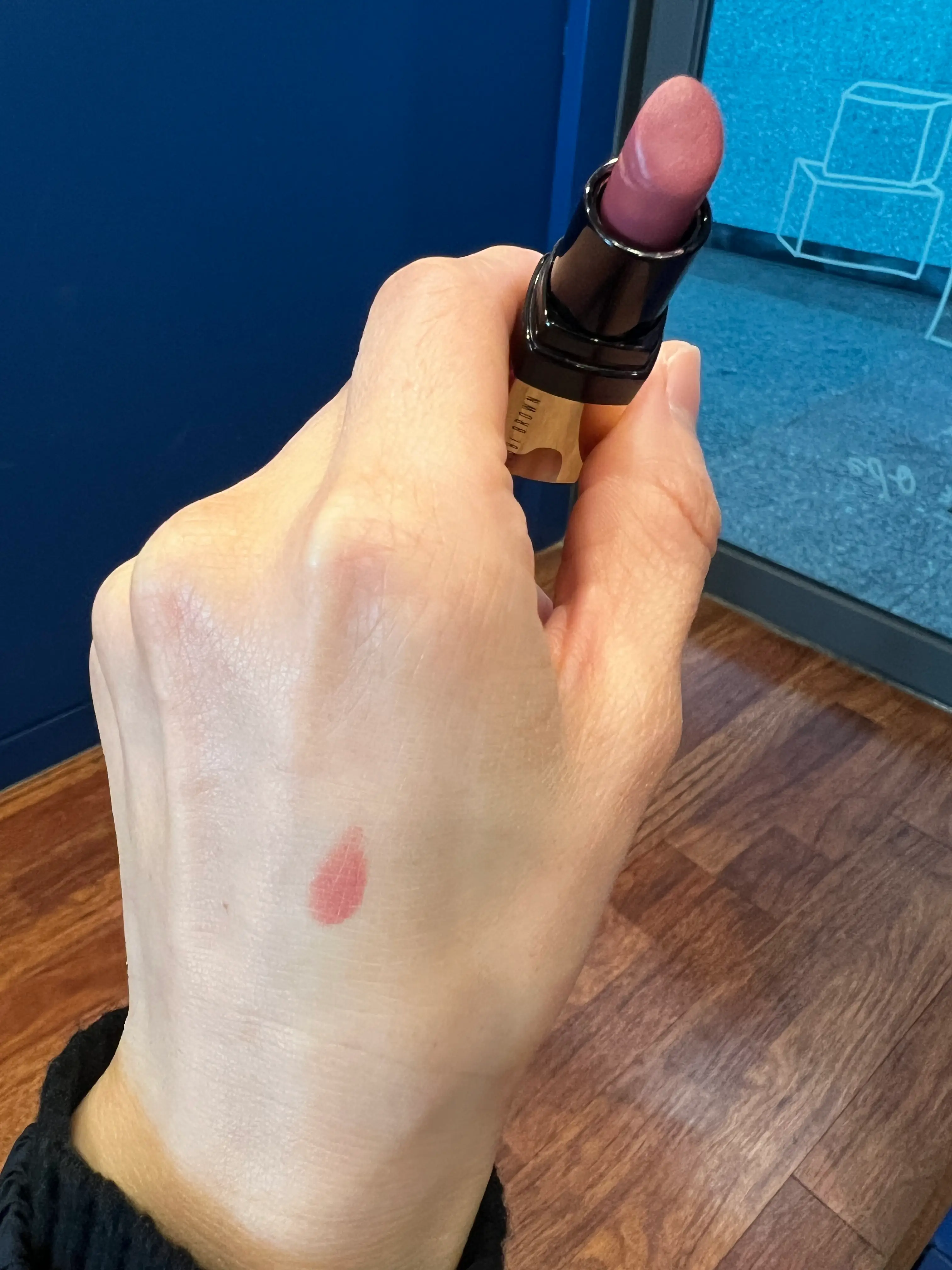 선택된 언니의파우치 리뷰 이미지 - [뉴 럭스 립스틱 [뉴트럴 로즈]]