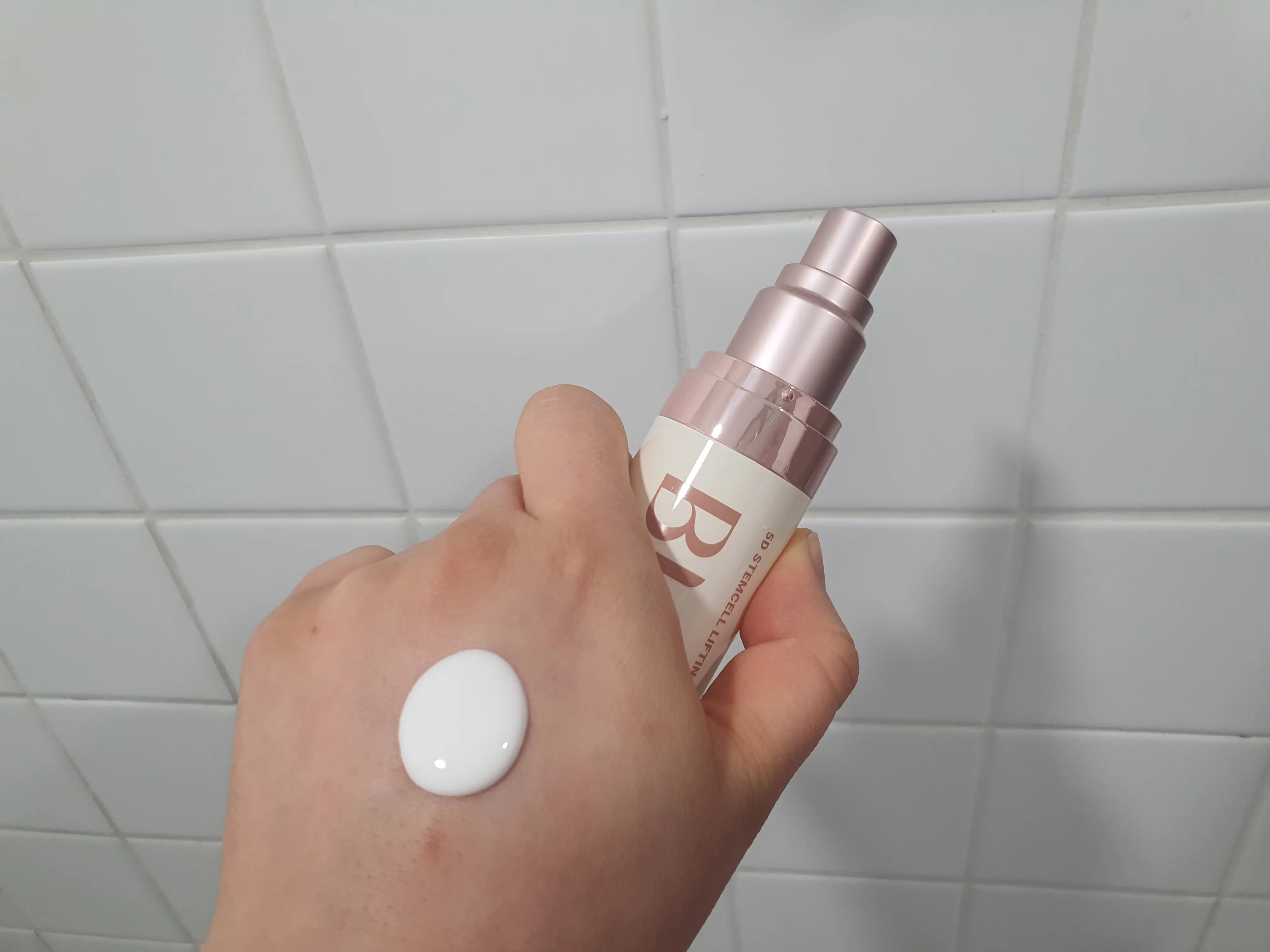 선택된 언니의파우치 리뷰 이미지 - [5D 스템셀 리프팅 세럼]