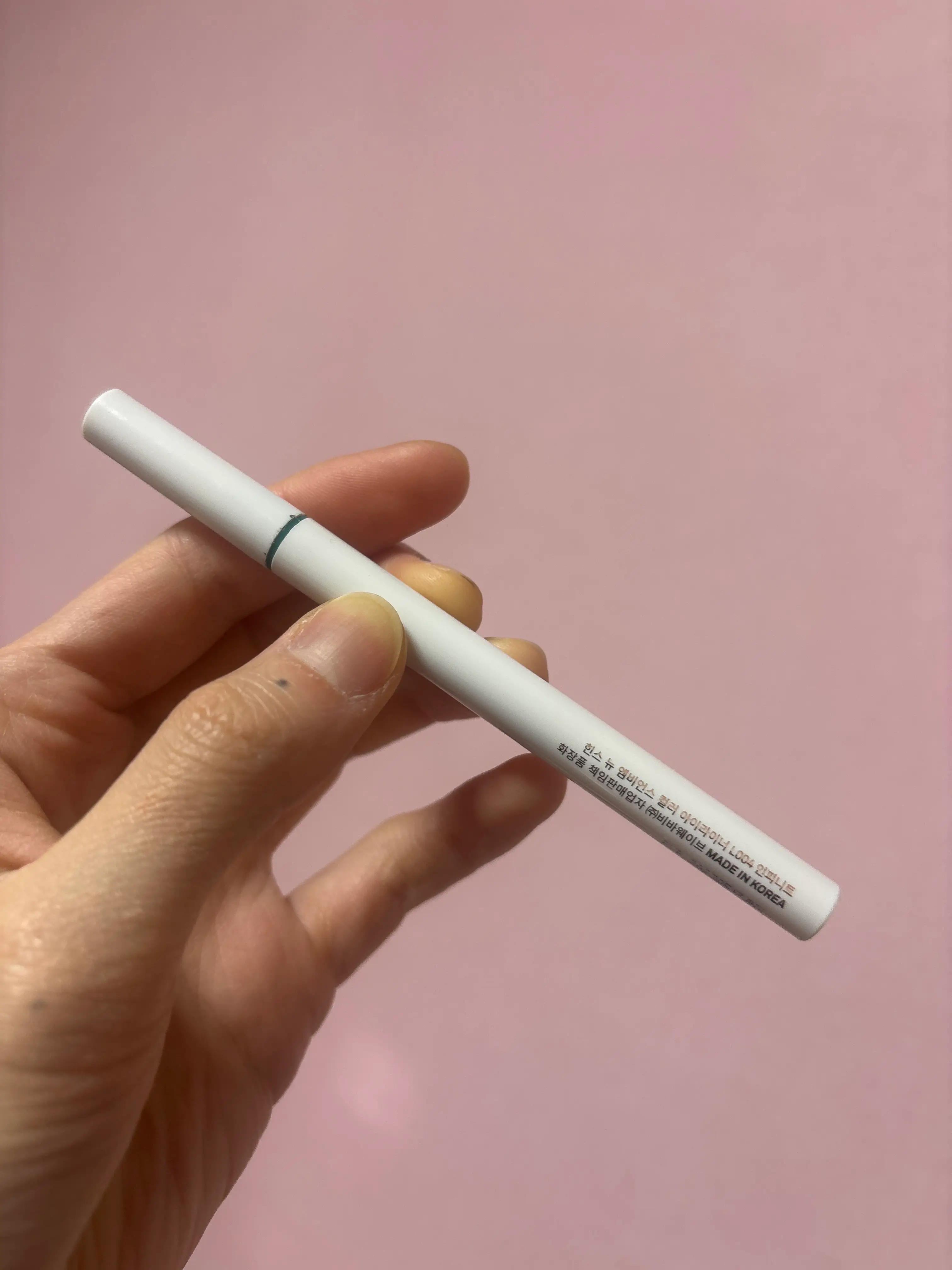 선택된 언니의파우치 리뷰 이미지 - [뉴 엠비언스 컬러 아이라이너 [04 인피니트]]