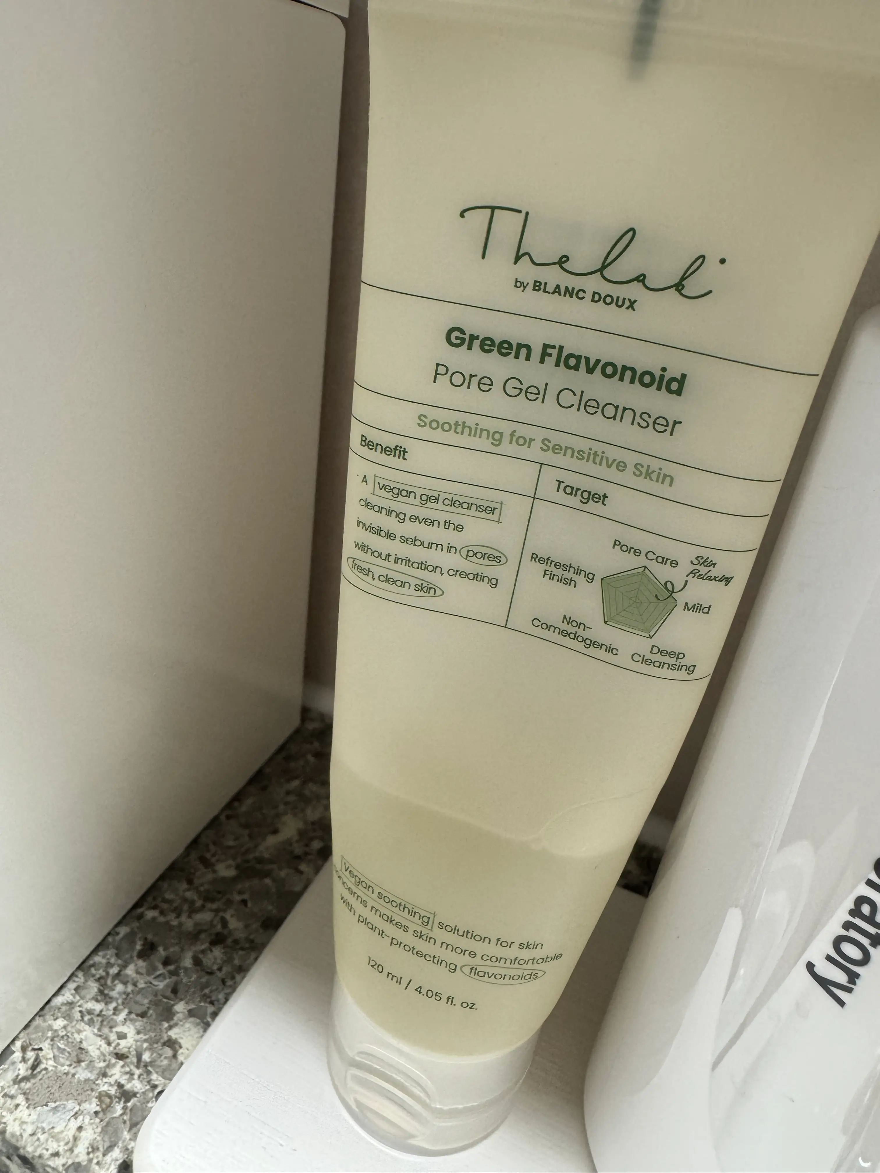 선택된 언니의파우치 리뷰 이미지 - [그린 플라보노이드 포어 젤 클렌저]