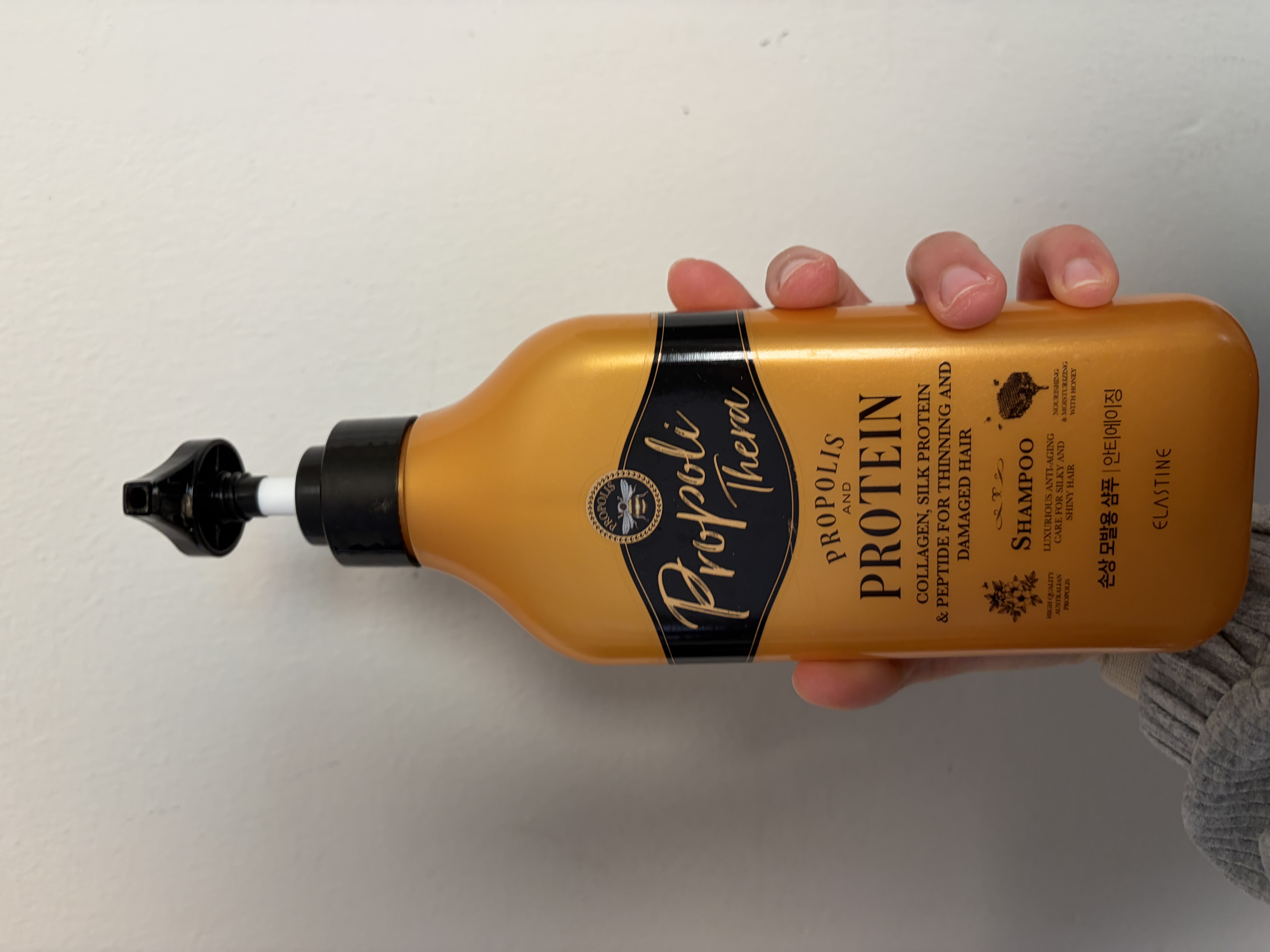 선택된 언니의파우치 리뷰 이미지 - [프로폴리테라 안티에이징케어 샴푸]