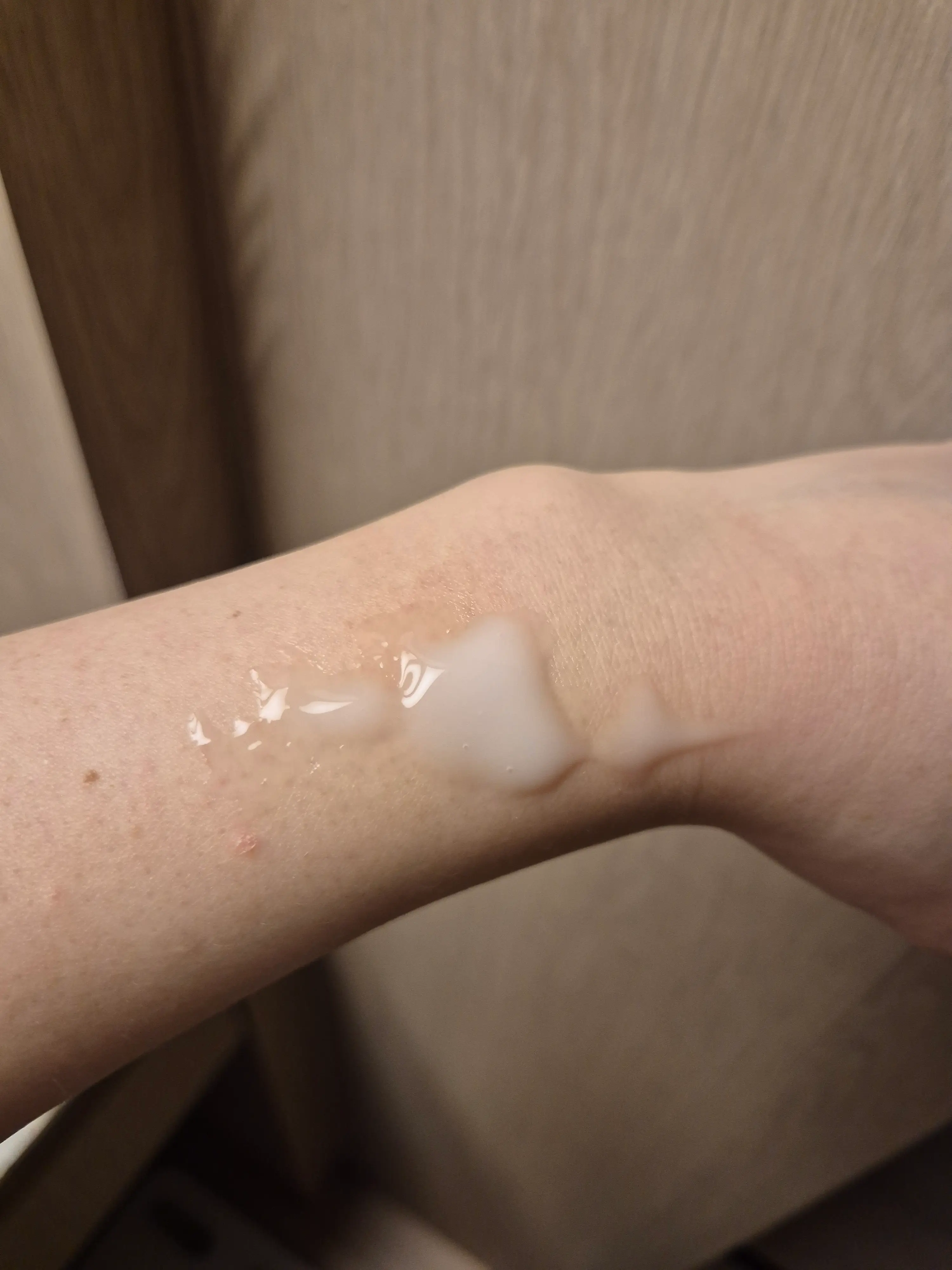 선택된 언니의파우치 리뷰 이미지 - [그린티 히알루론산 로션]