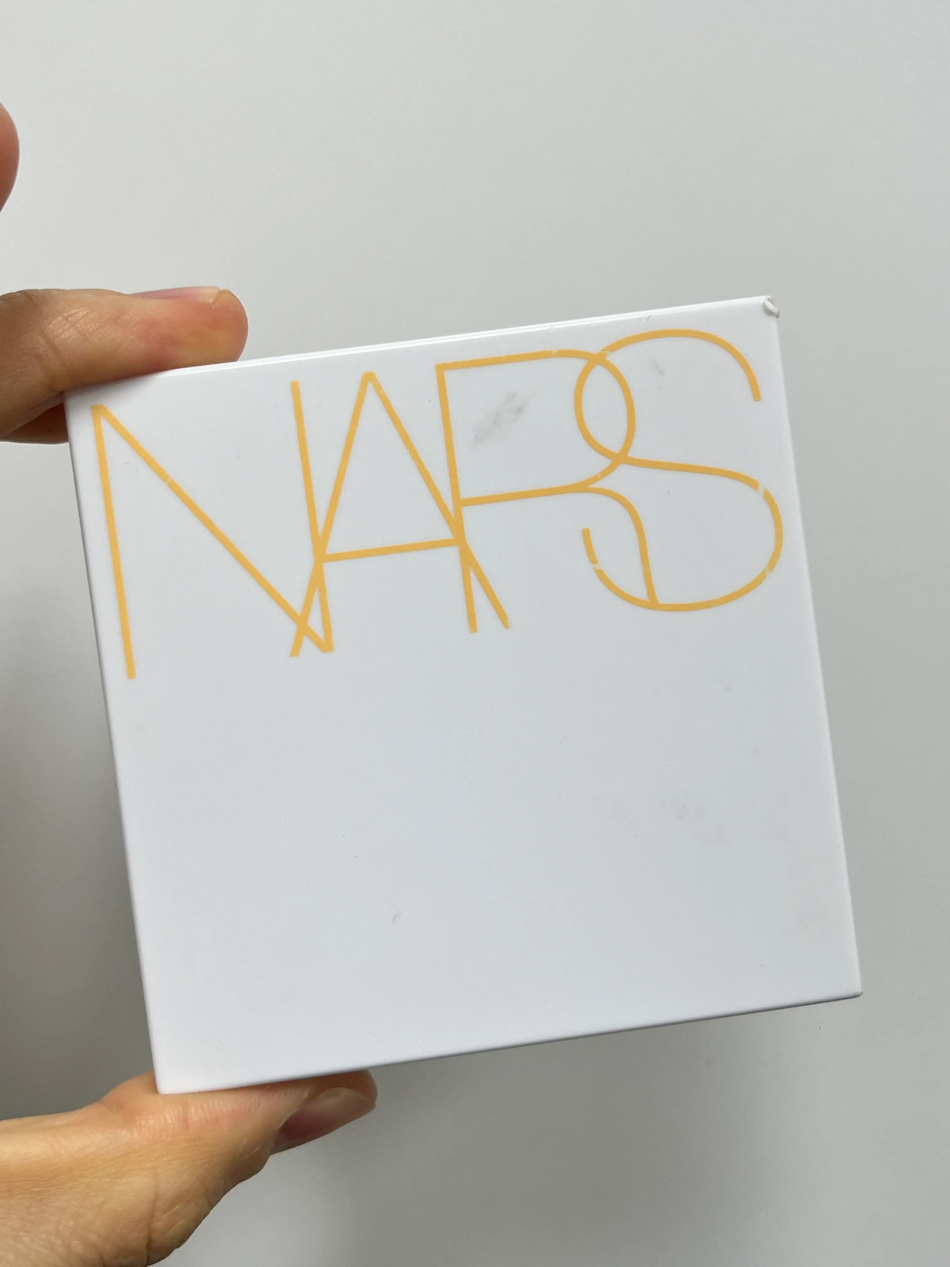 선택된 언니의파우치 리뷰 이미지 - [(퓨어 파라다이스 컬렉션) 네츄럴 래디언트 롱웨어 쿠션 파운데이션]