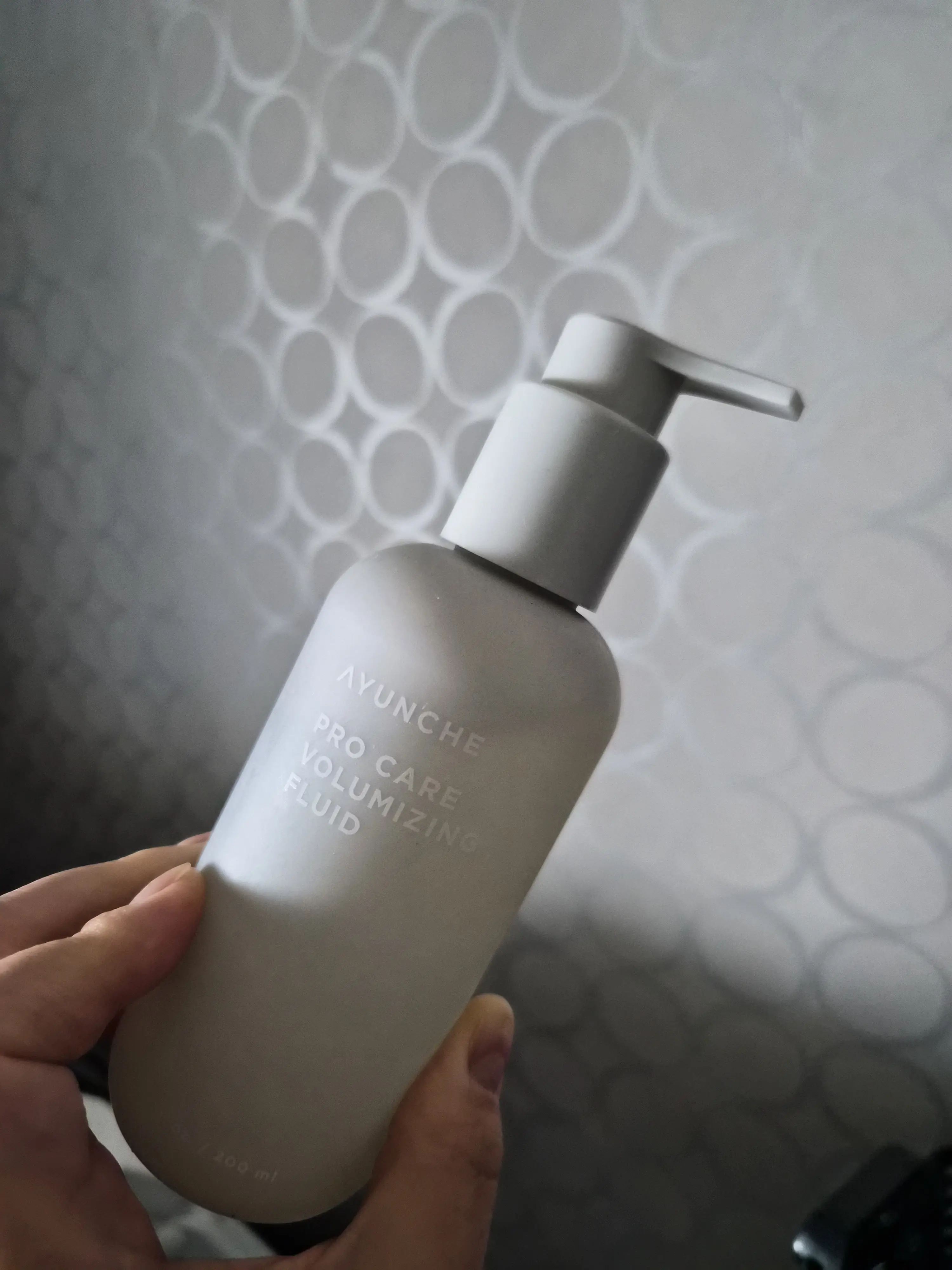 선택된 언니의파우치 리뷰 이미지 - [프로 케어 볼류마이징 플루이드]