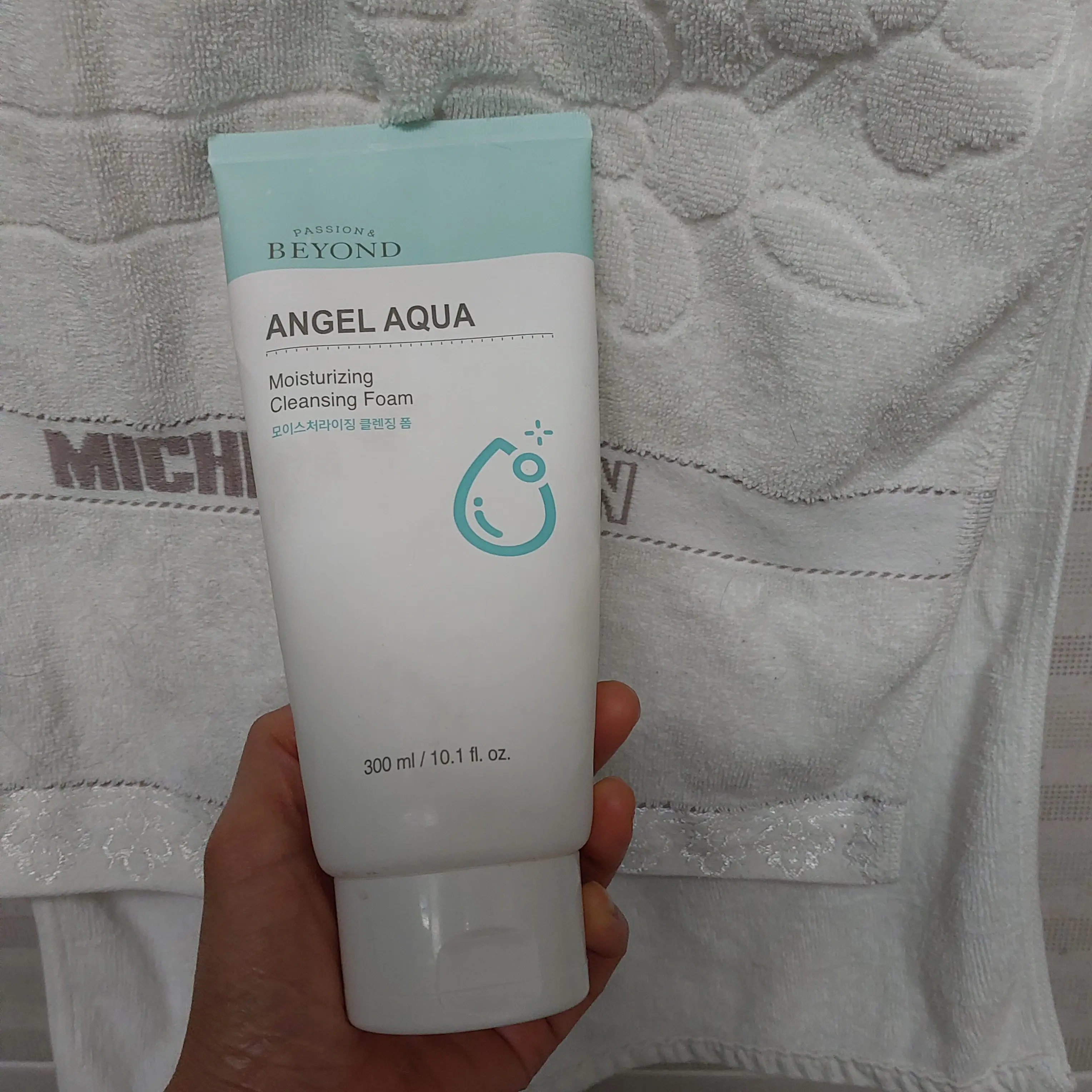 선택된 언니의파우치 리뷰 이미지 - [엔젤아쿠아 모이스처 클렌징폼]