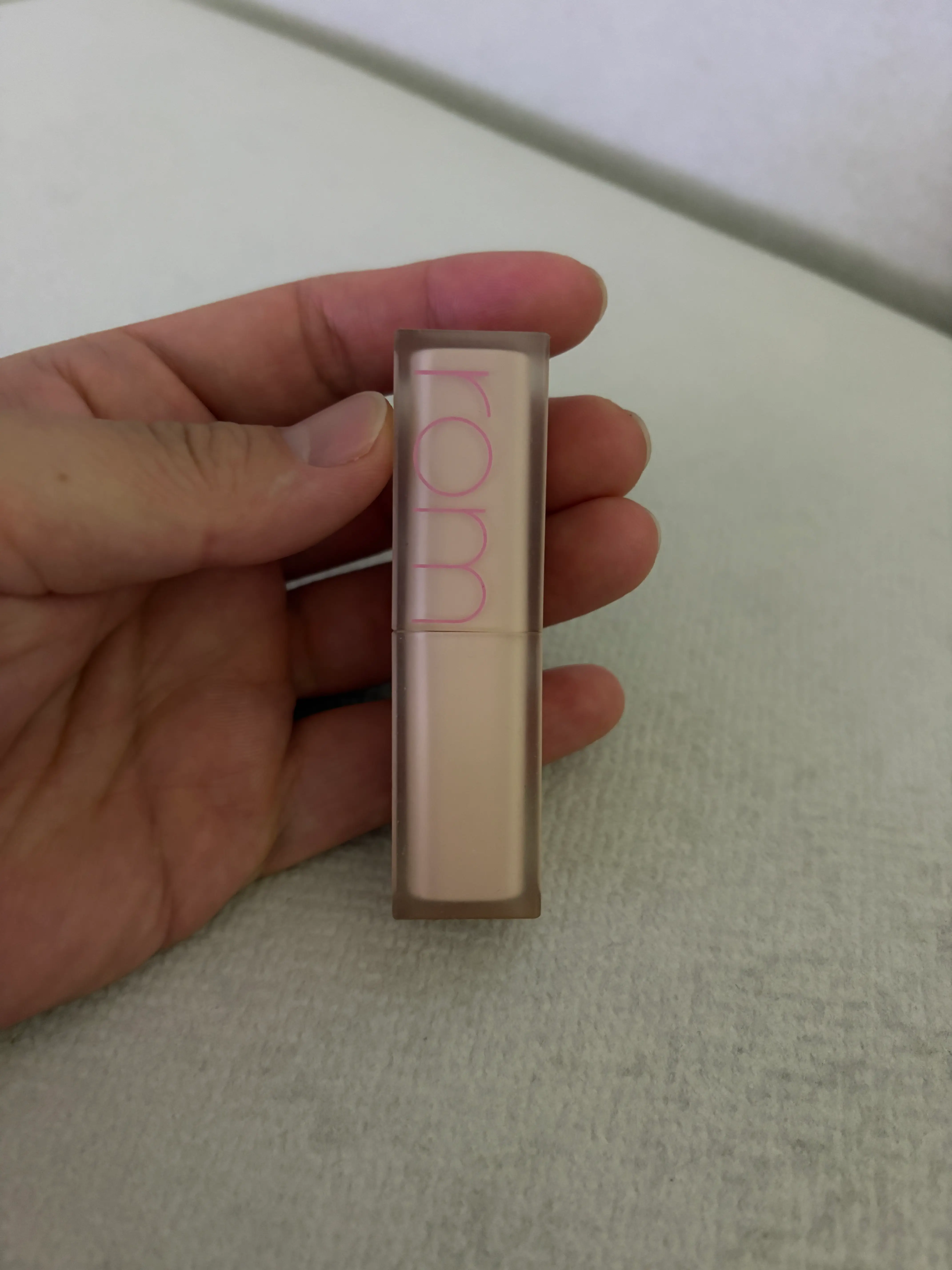 선택된 언니의파우치 리뷰 이미지 - [(누드 시리즈) 제로 매트 립스틱]