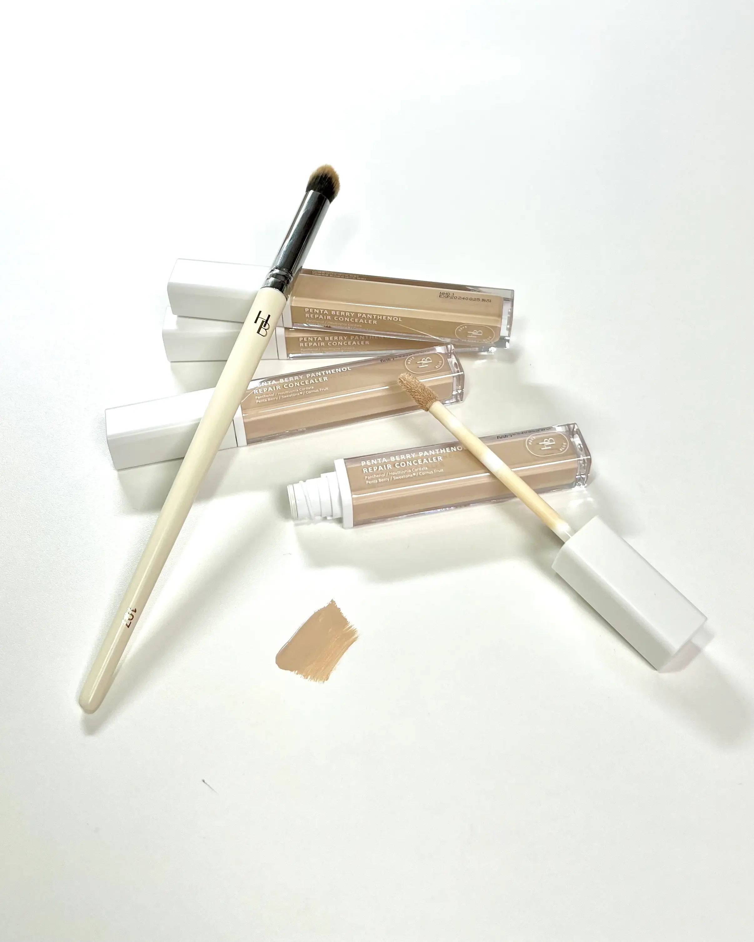 선택된 언니의파우치 리뷰 이미지 - [펜타베리 판테놀 리페어 컨실러 ]