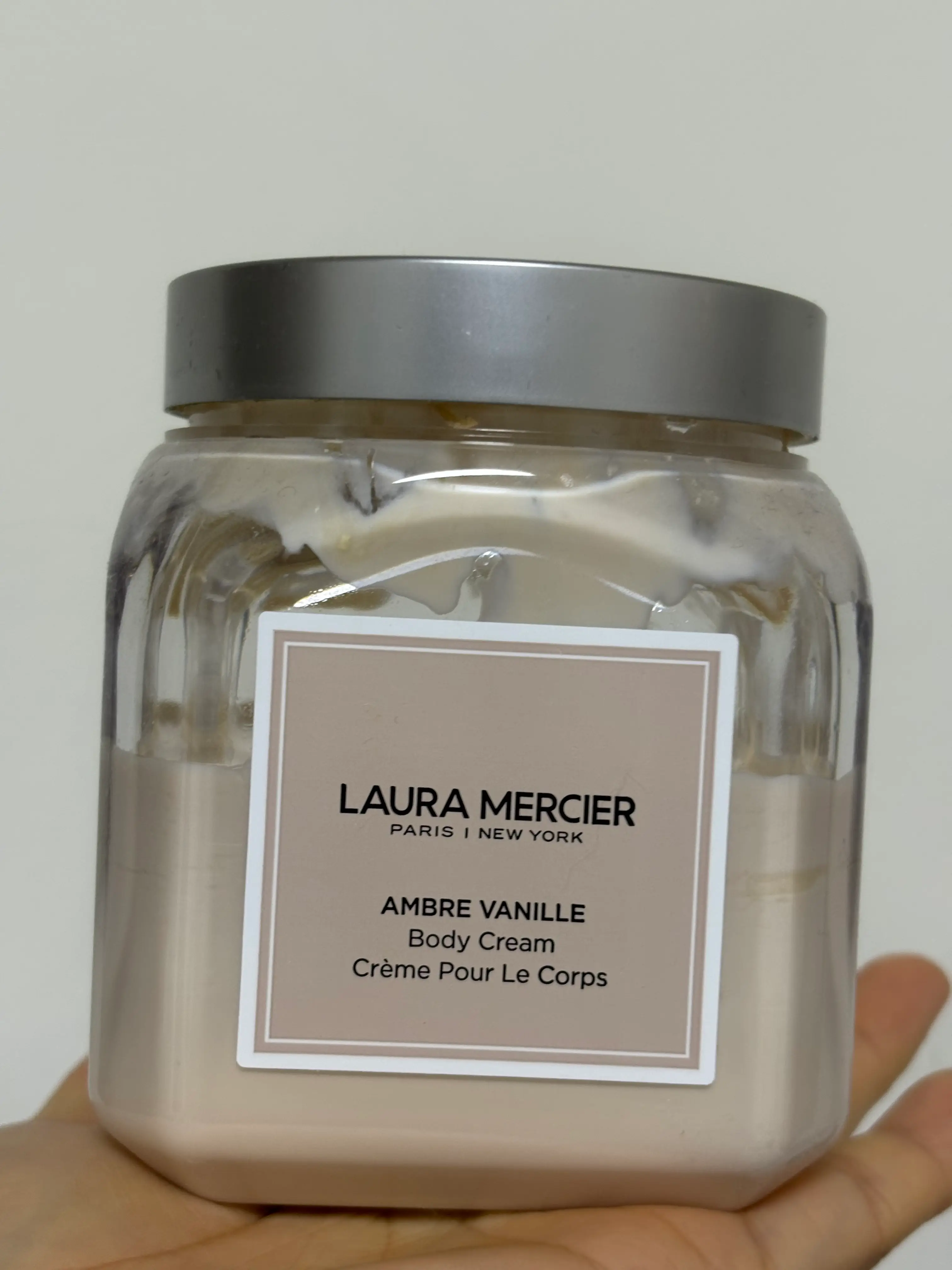 선택된 언니의파우치 리뷰 이미지 - [세럼 바디 크림 앰버 바닐라]