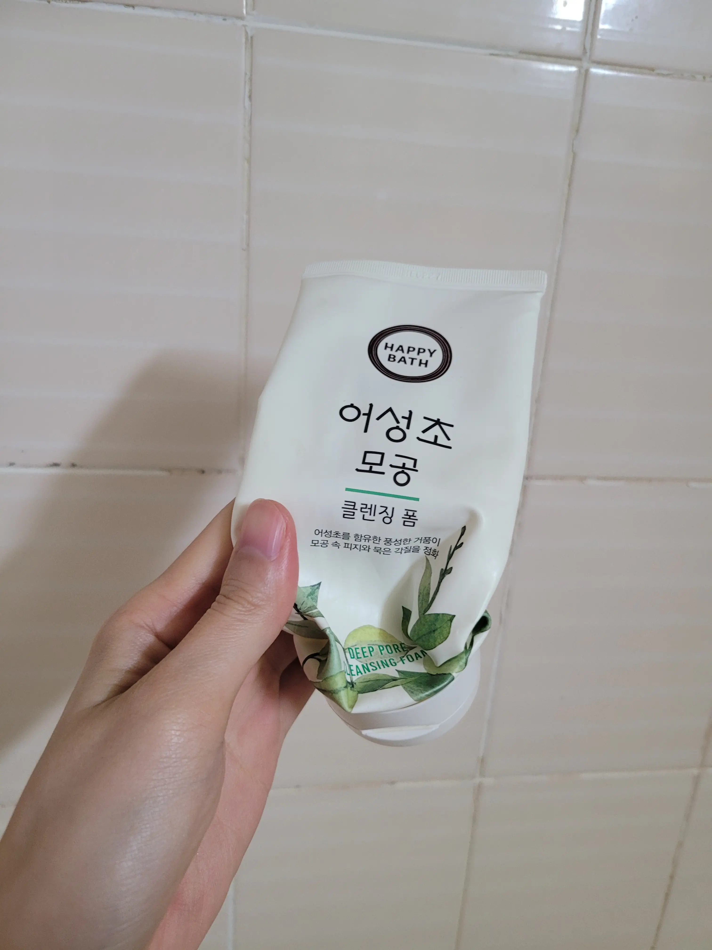 선택된 언니의파우치 리뷰 이미지 - [어성초 모공 클렌징 폼]