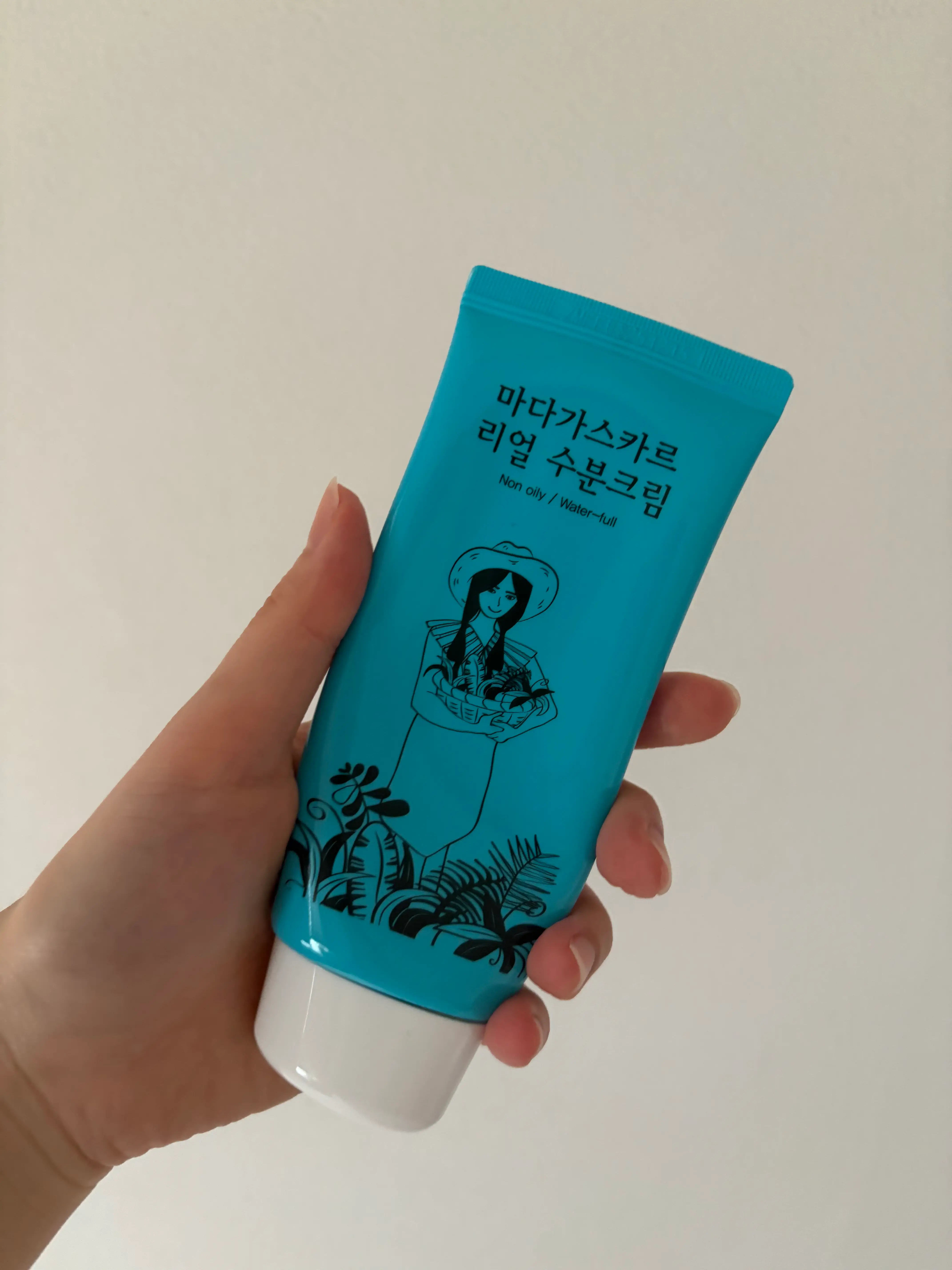 선택된 언니의파우치 리뷰 이미지 - [마다가스카르 리얼 수분크림]