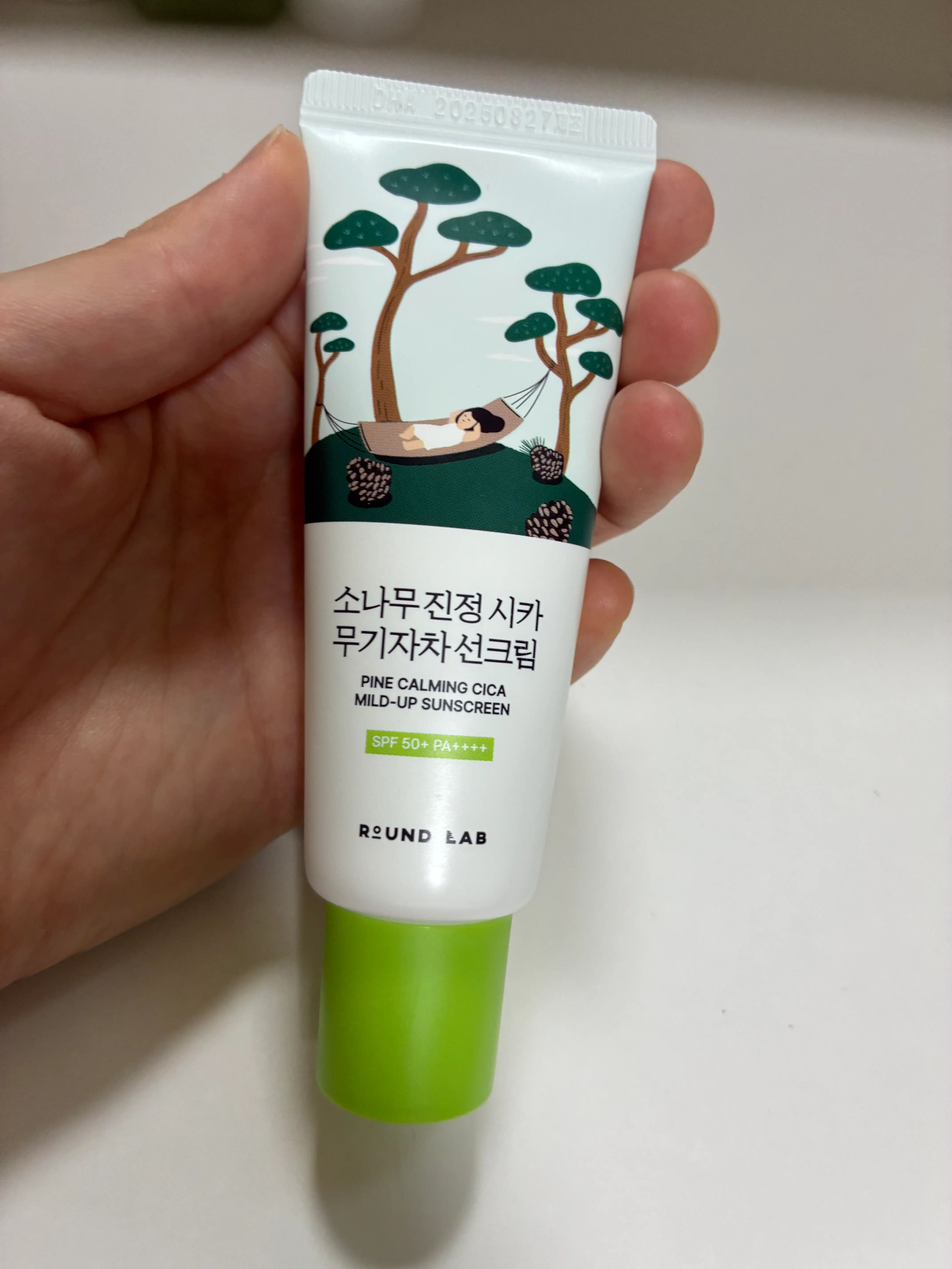 선택된 언니의파우치 리뷰 이미지 - [소나무 진정 시카 선크림]