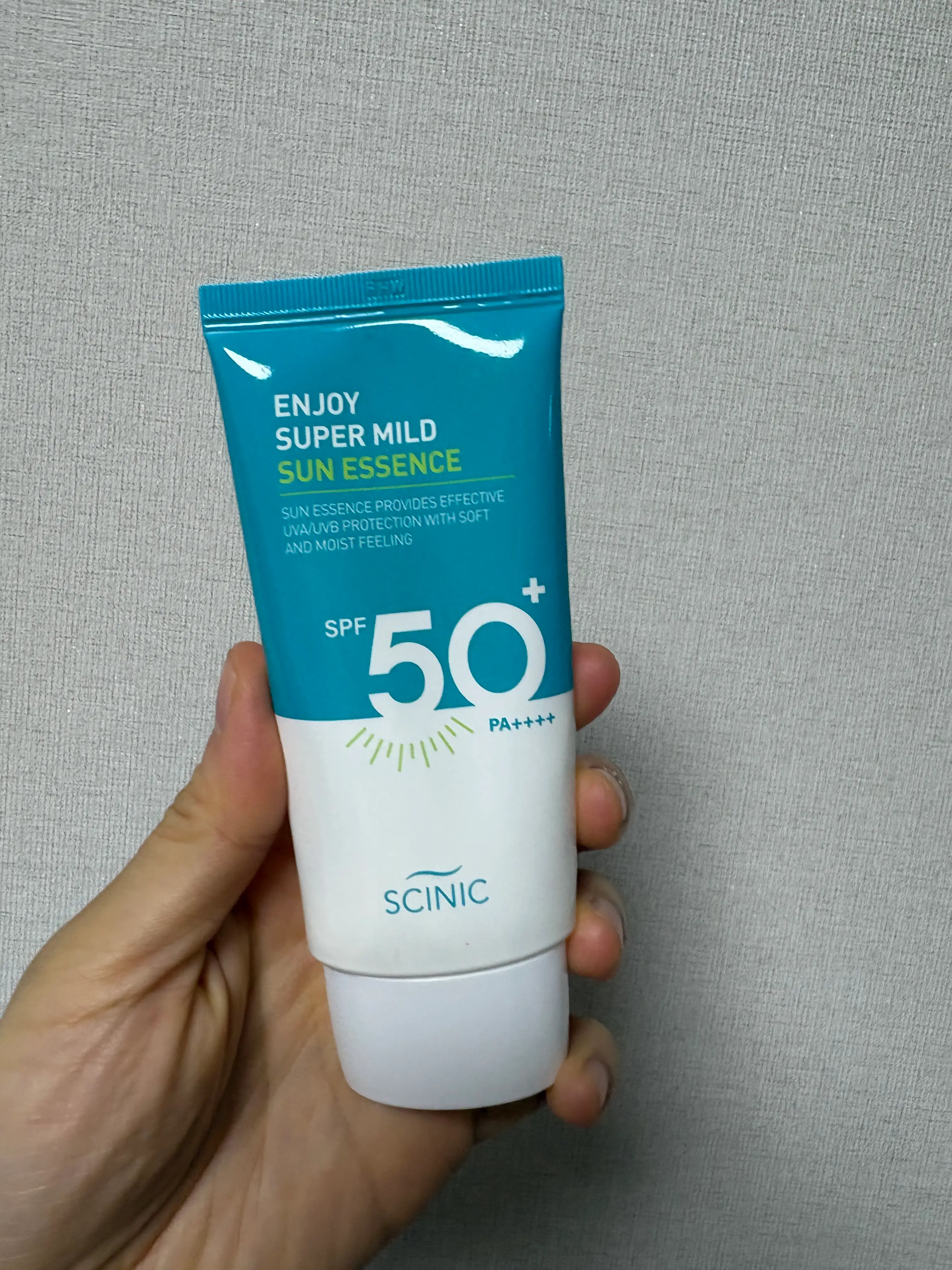 선택된 언니의파우치 리뷰 이미지 - [엔조이 아쿠아 마일드 선 에센스]