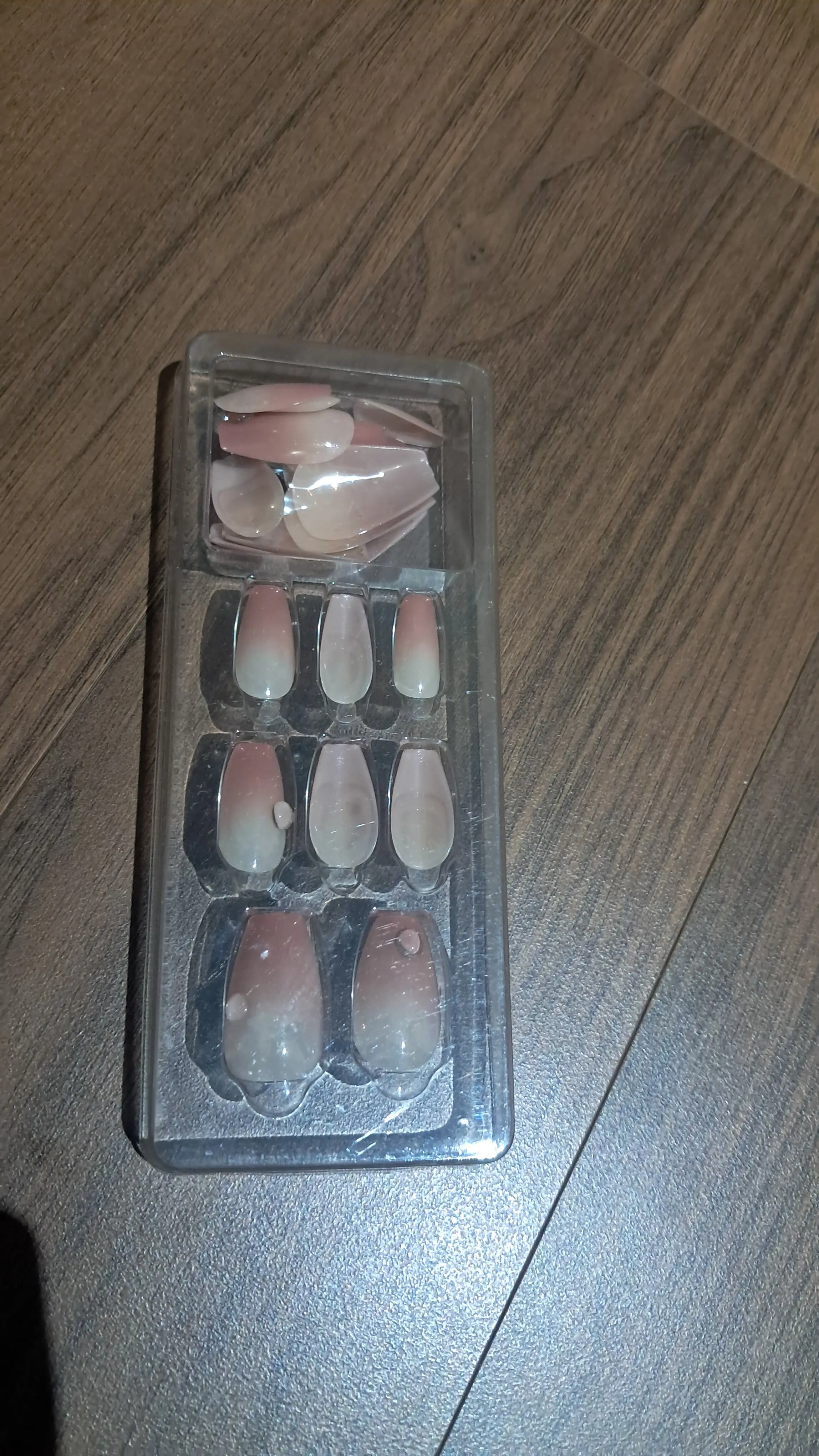선택된 언니의파우치 리뷰 이미지 - [25FW 링링코핀 네일팁]
