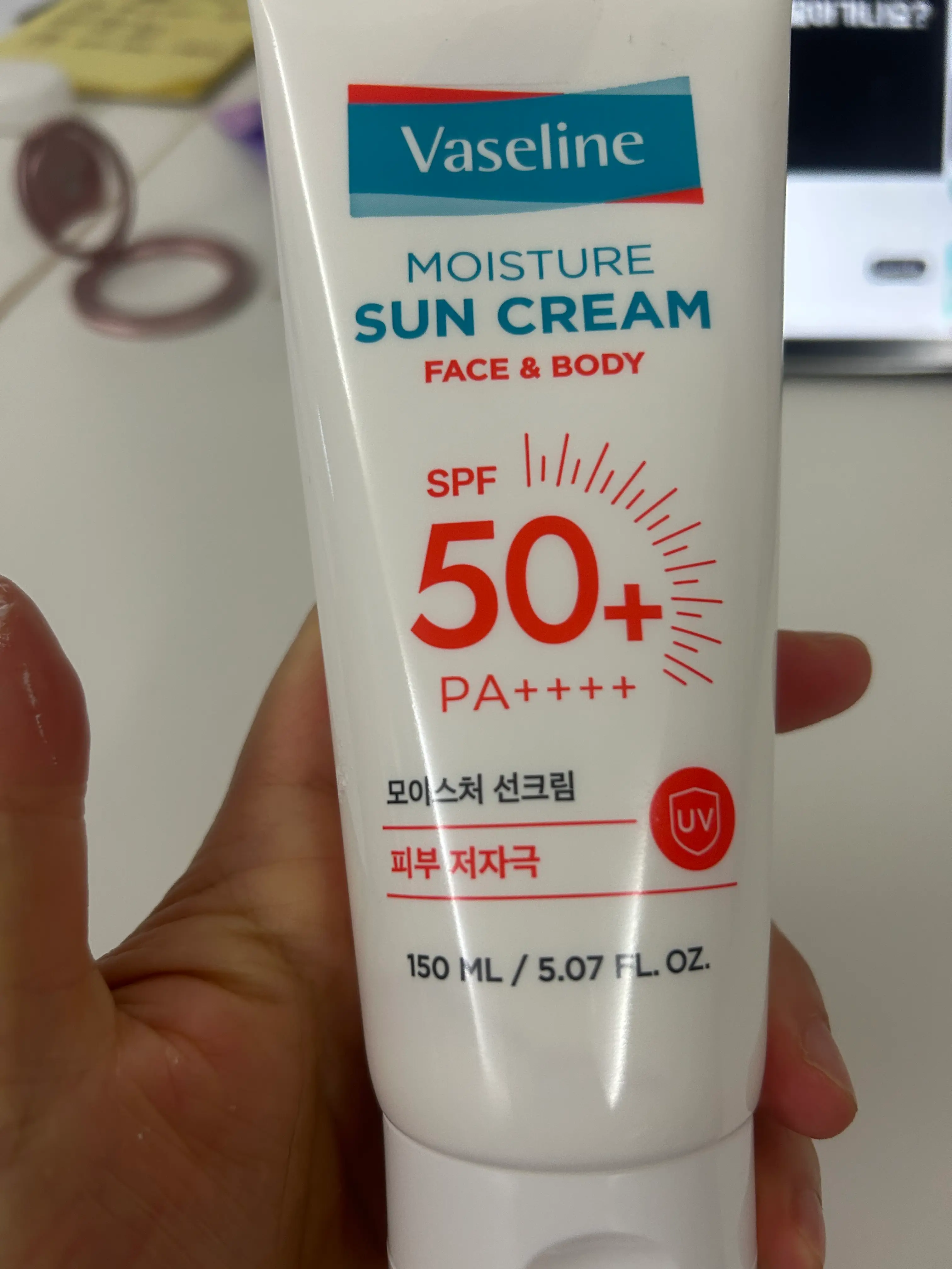 선택된 언니의파우치 리뷰 이미지 - [바세린 모이스처 선크림 페이스 앤 바디]