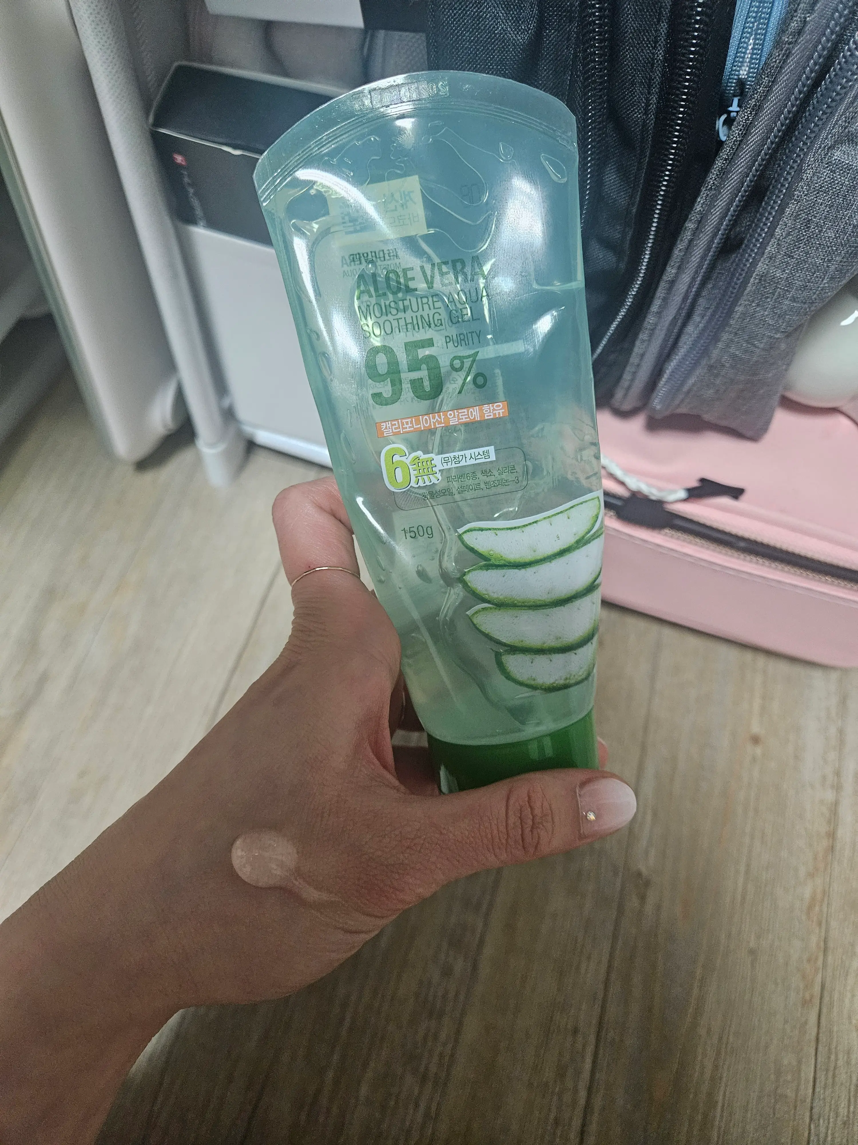 선택된 언니의파우치 리뷰 이미지 - [알로에베라 모이스처 아쿠아 수딩 젤]