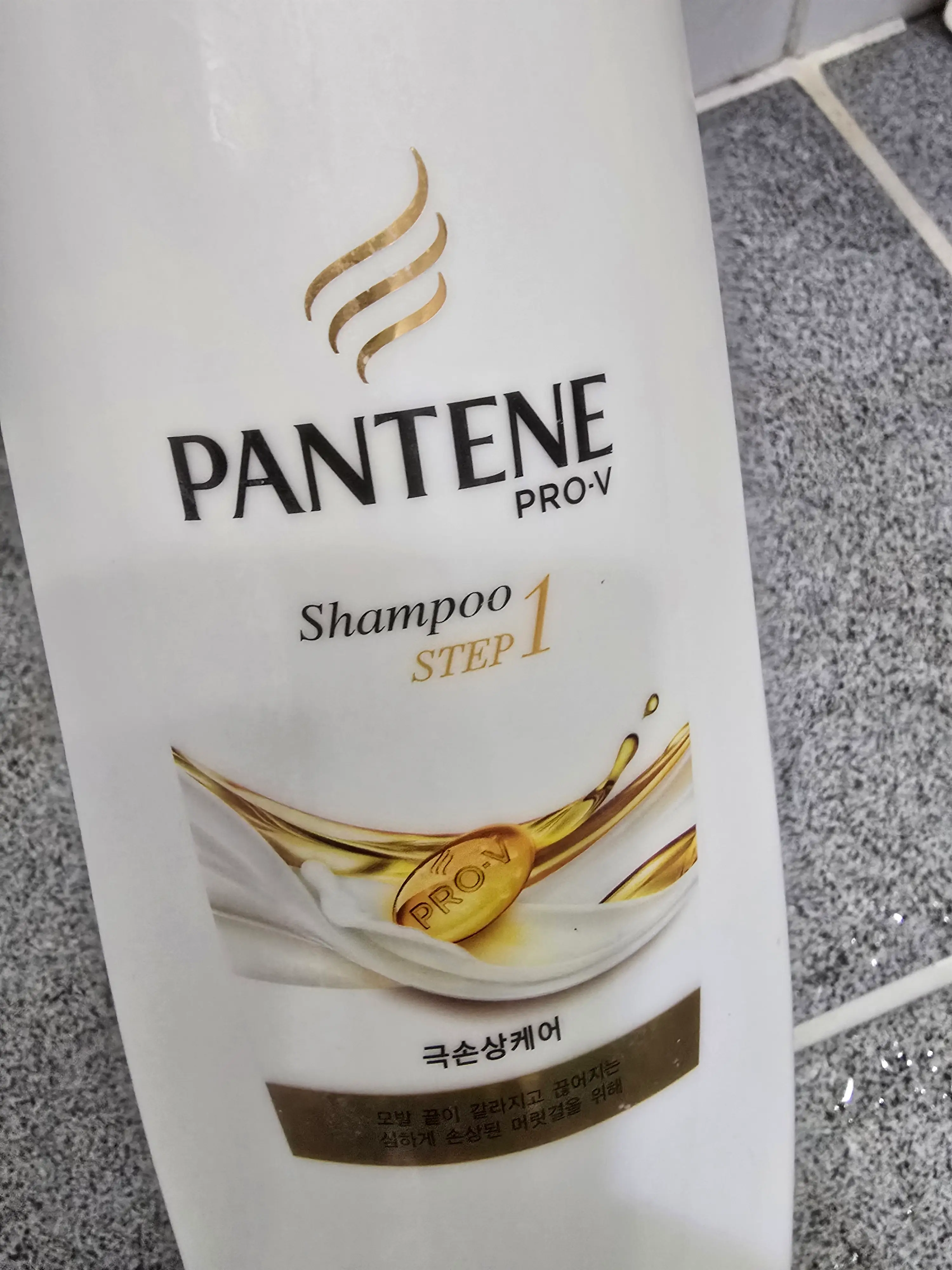선택된 언니의파우치 리뷰 이미지 - [극손상 케어 샴푸]