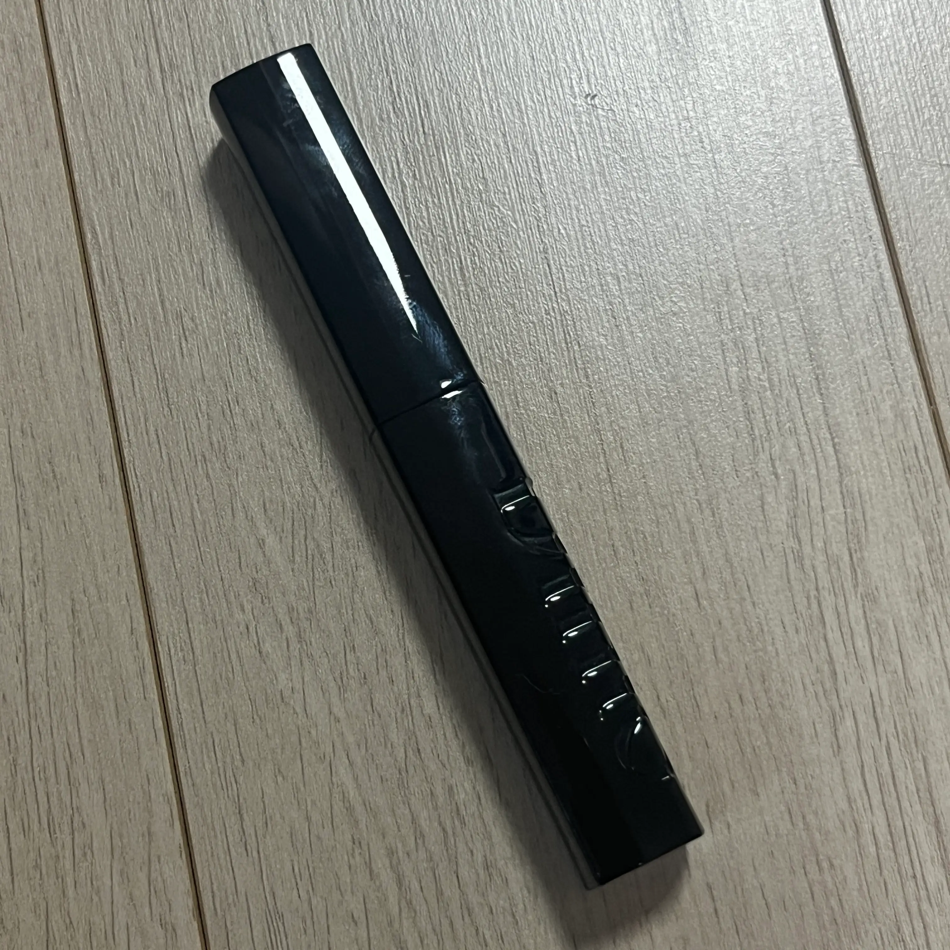 선택된 언니의파우치 리뷰 이미지 - [브론테 멜팅 글로우 립밤]
