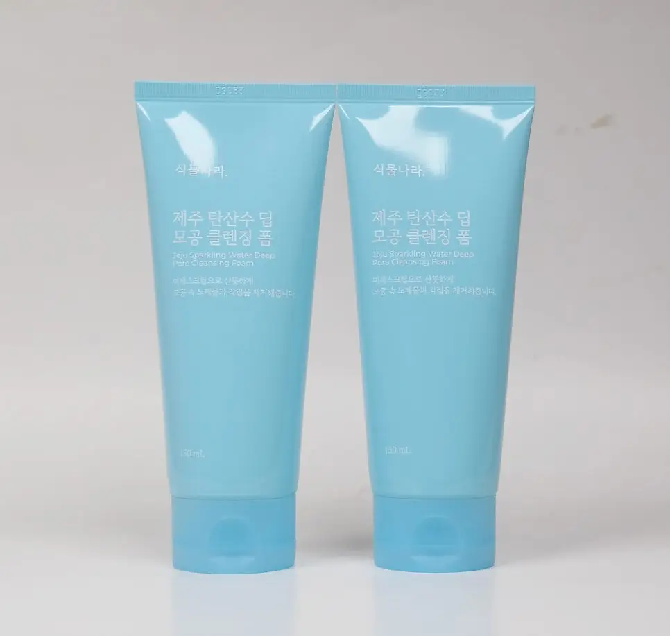 선택된 언니의파우치 리뷰 이미지 - [제주 탄산수 휩 파워 클렌징 폼]