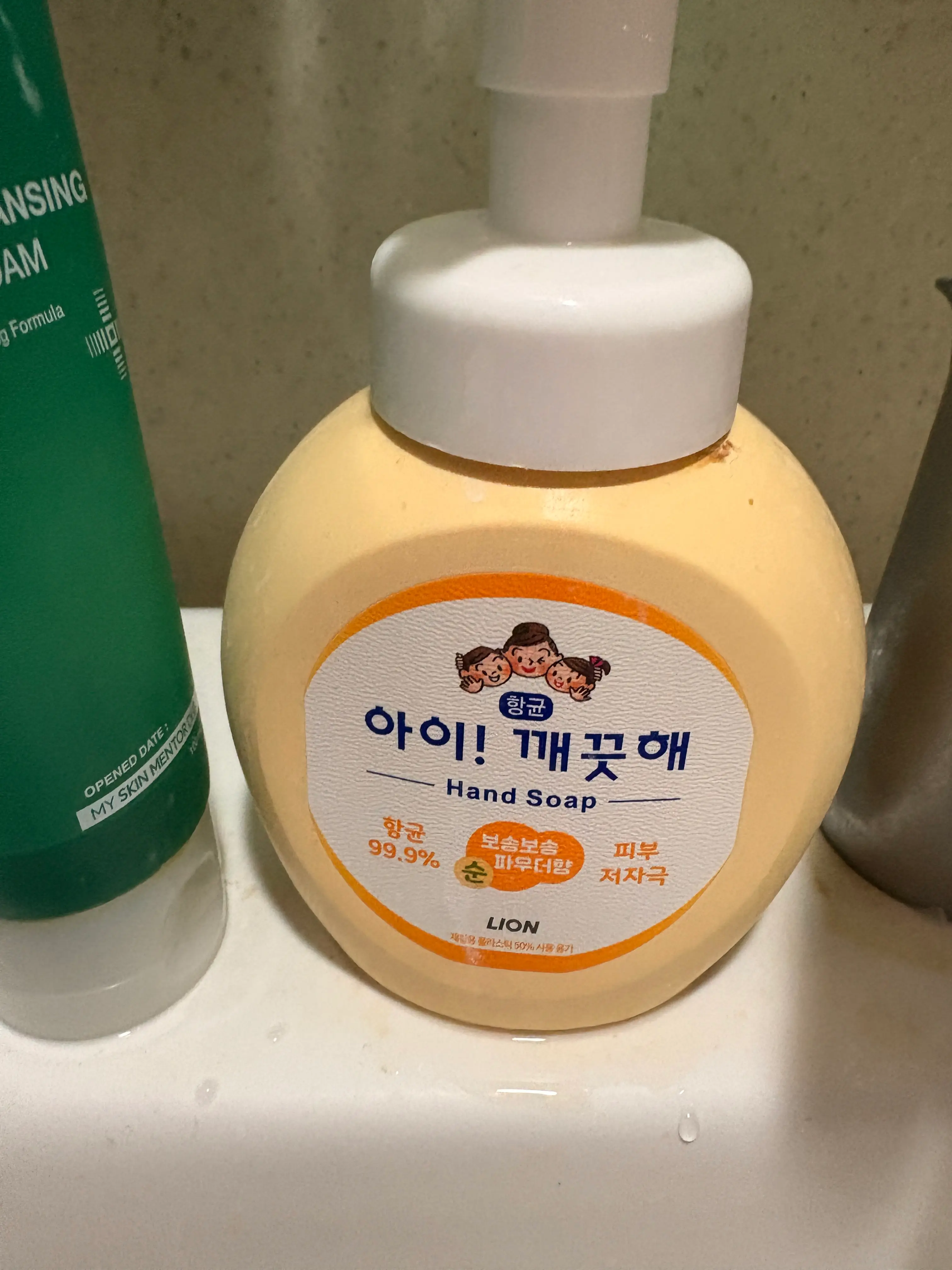 선택된 언니의파우치 리뷰 이미지 - [아이깨끗해 항균 폼 핸드솝 [파우더향]]