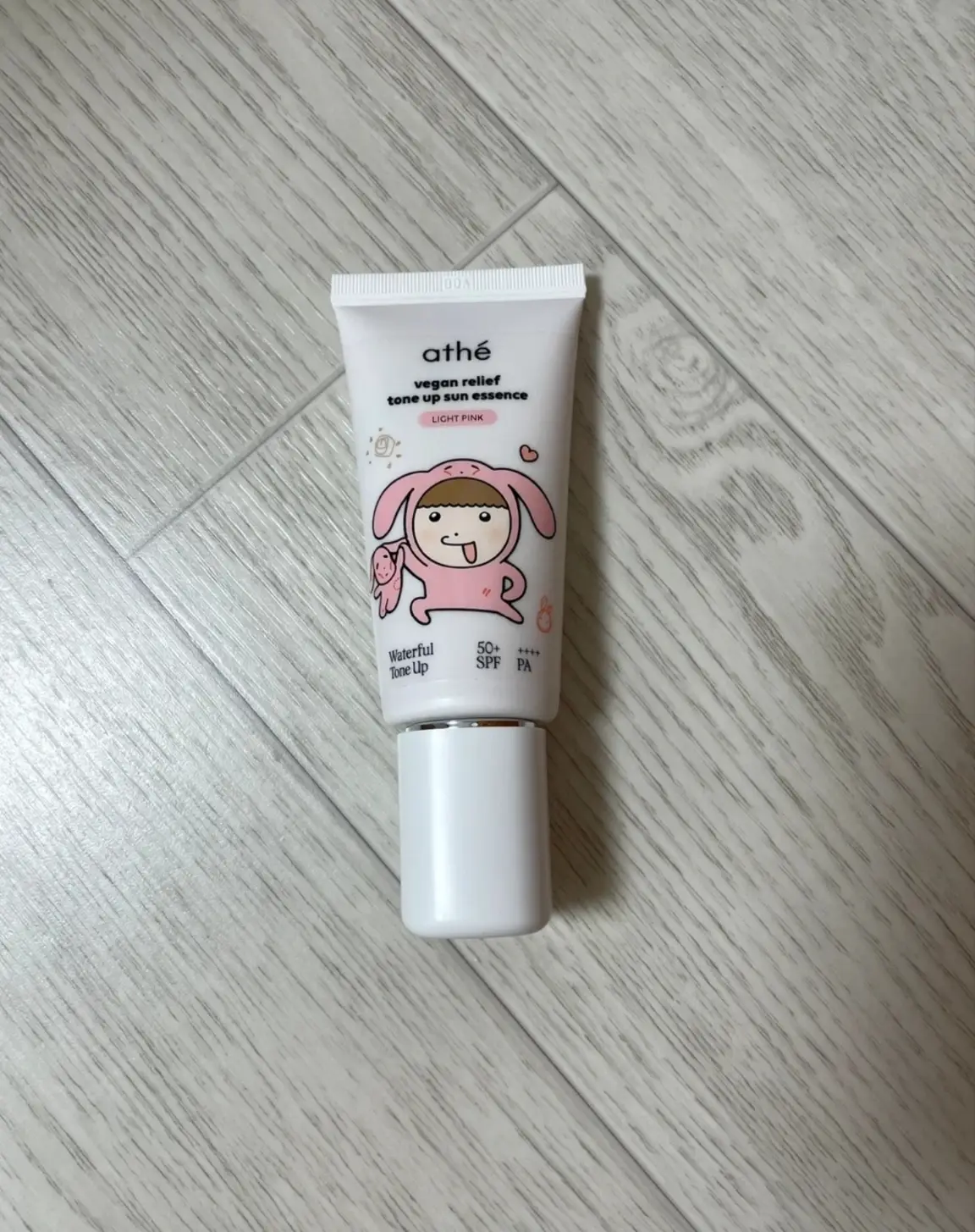 선택된 언니의파우치 리뷰 이미지 - [(아떼X마루는강쥐) 비건 릴리프 톤업 선 에센스]