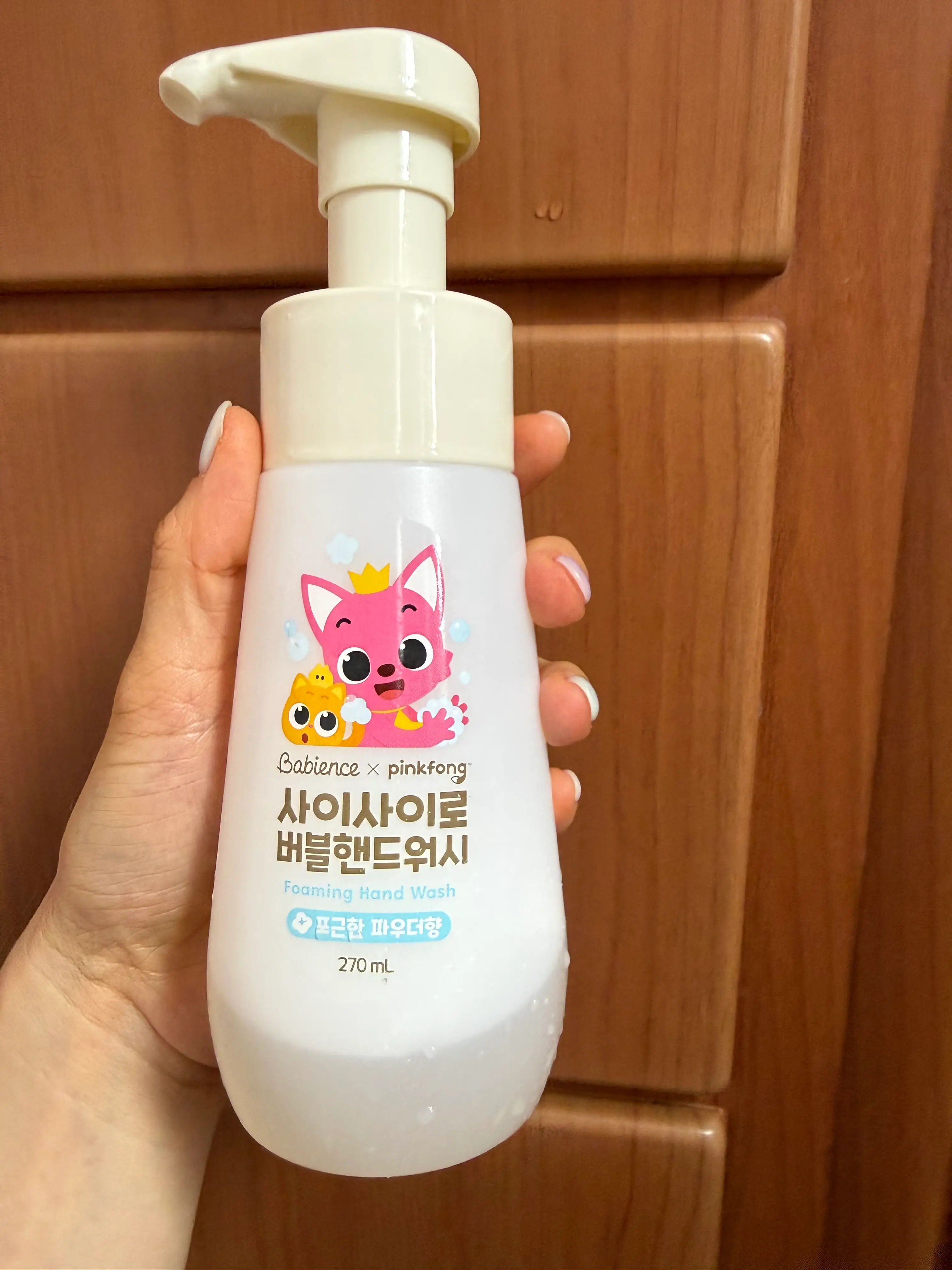 선택된 언니의파우치 리뷰 이미지 - [핑크퐁 사이사이로 버블 핸드워시]