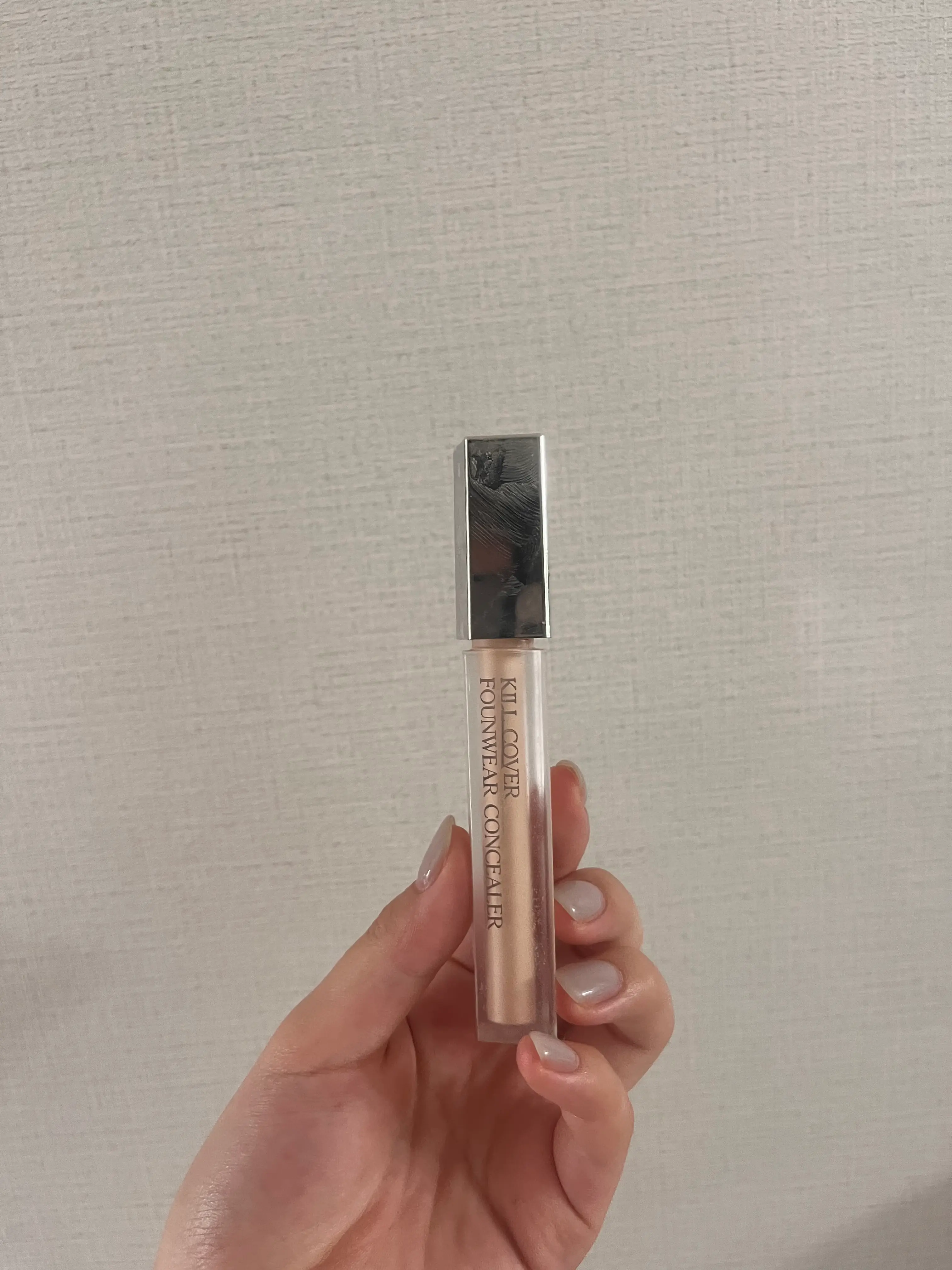 선택된 언니의파우치 리뷰 이미지 - [킬 커버 파운웨어 컨실러]
