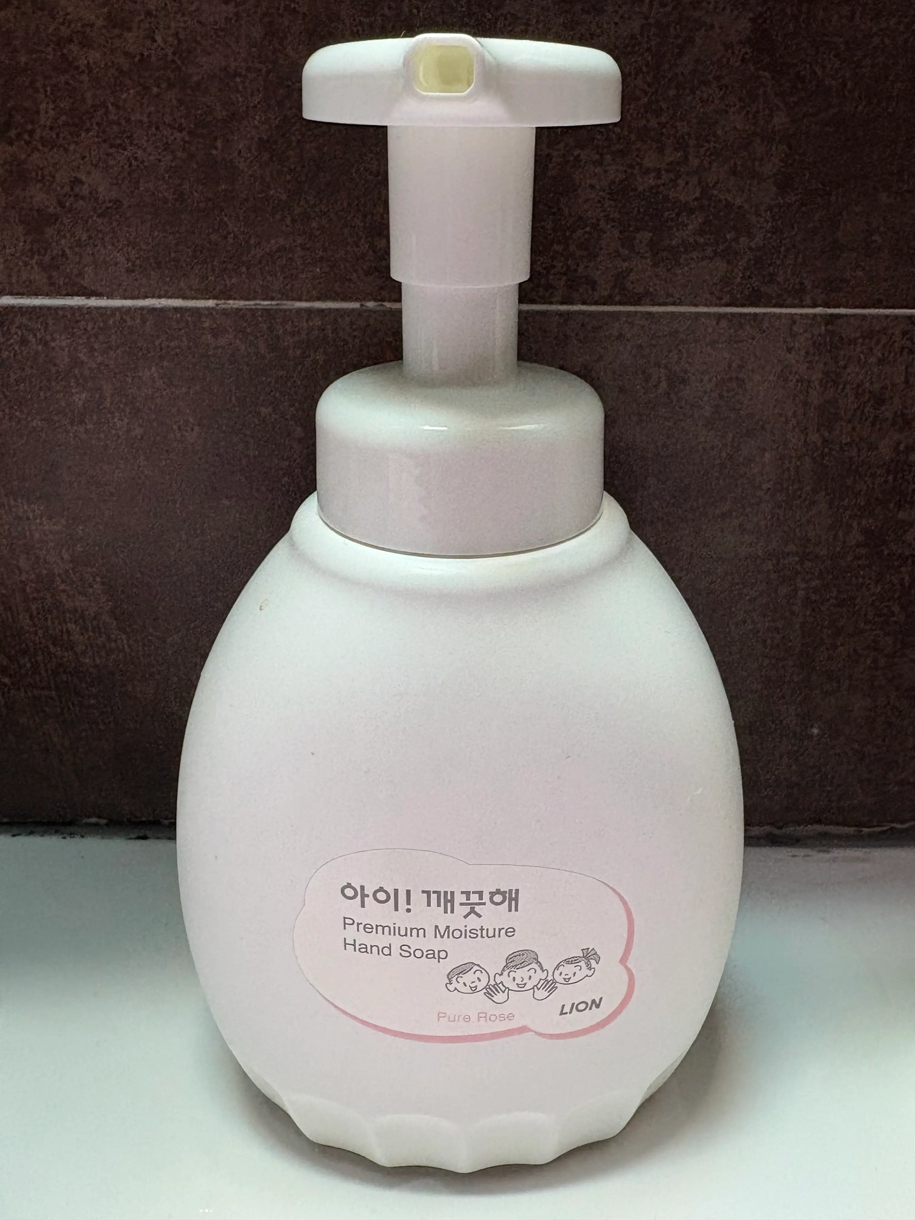선택된 언니의파우치 리뷰 이미지 - [아이 깨끗해 프리미엄 모이스처 폼 핸드솝 [퓨어로즈]]