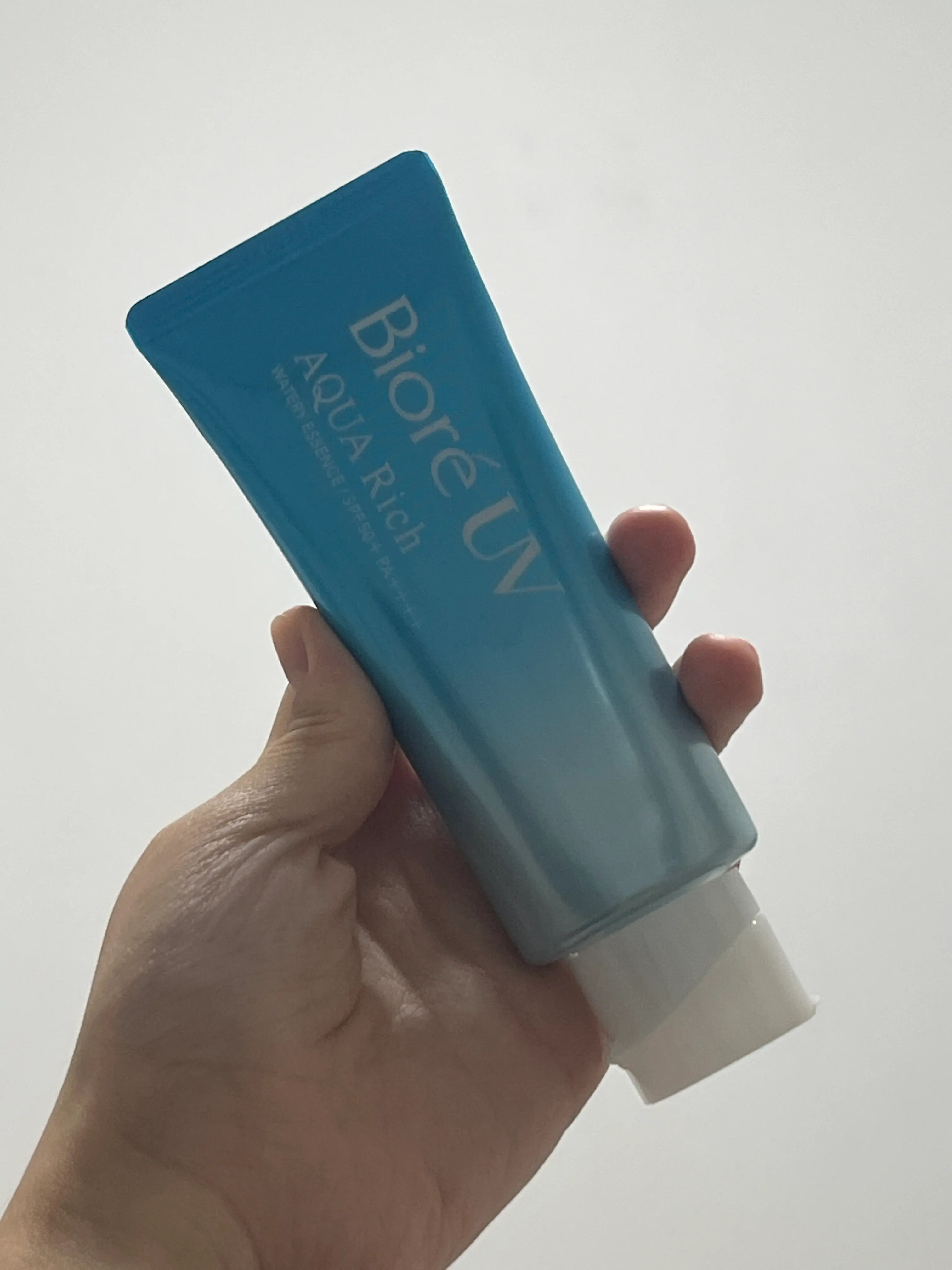 선택된 언니의파우치 리뷰 이미지 - [UV 아쿠아 리치 워터리 에센스]