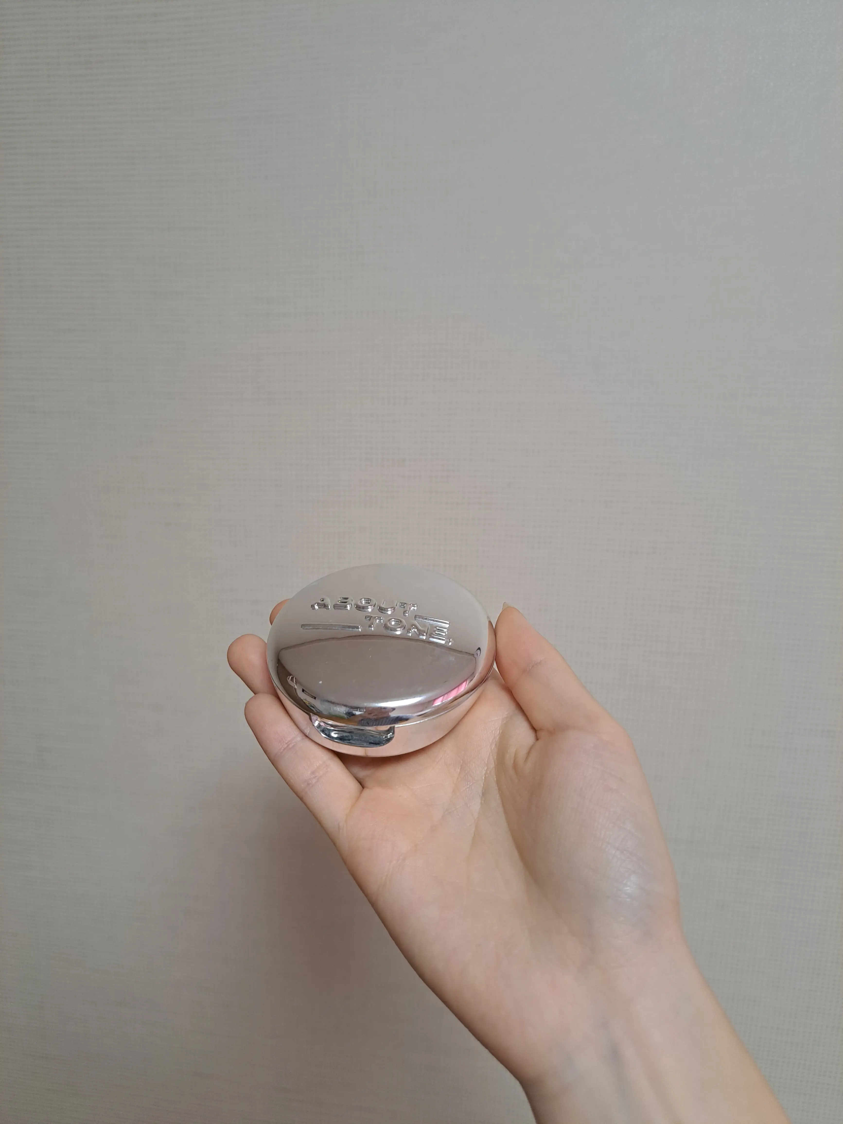 선택된 언니의파우치 리뷰 이미지 - [블러 파우더 팩트 실버에디션]