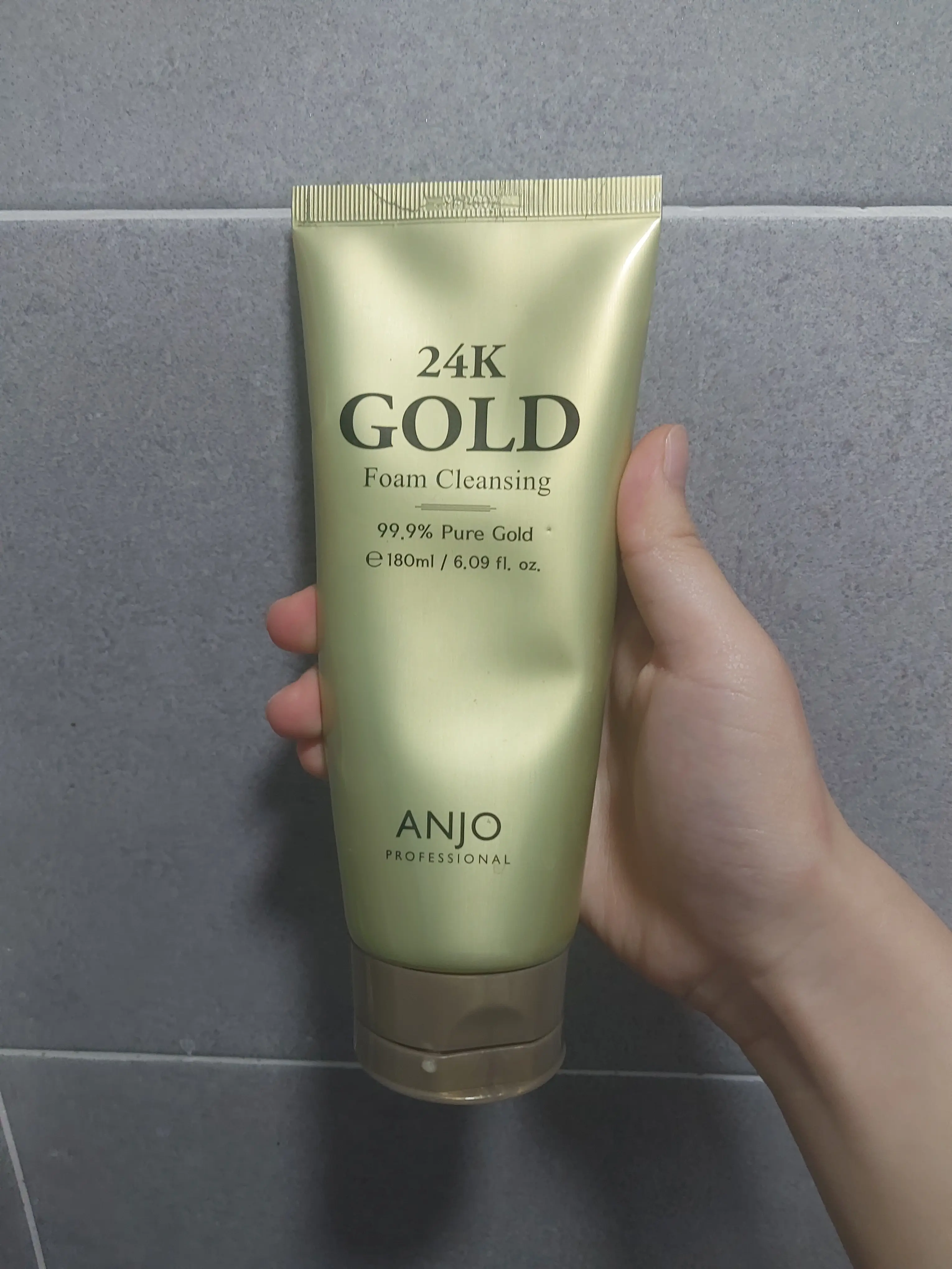 선택된 언니의파우치 리뷰 이미지 - [프로페셔날 24K 골드 폼 클렌징]