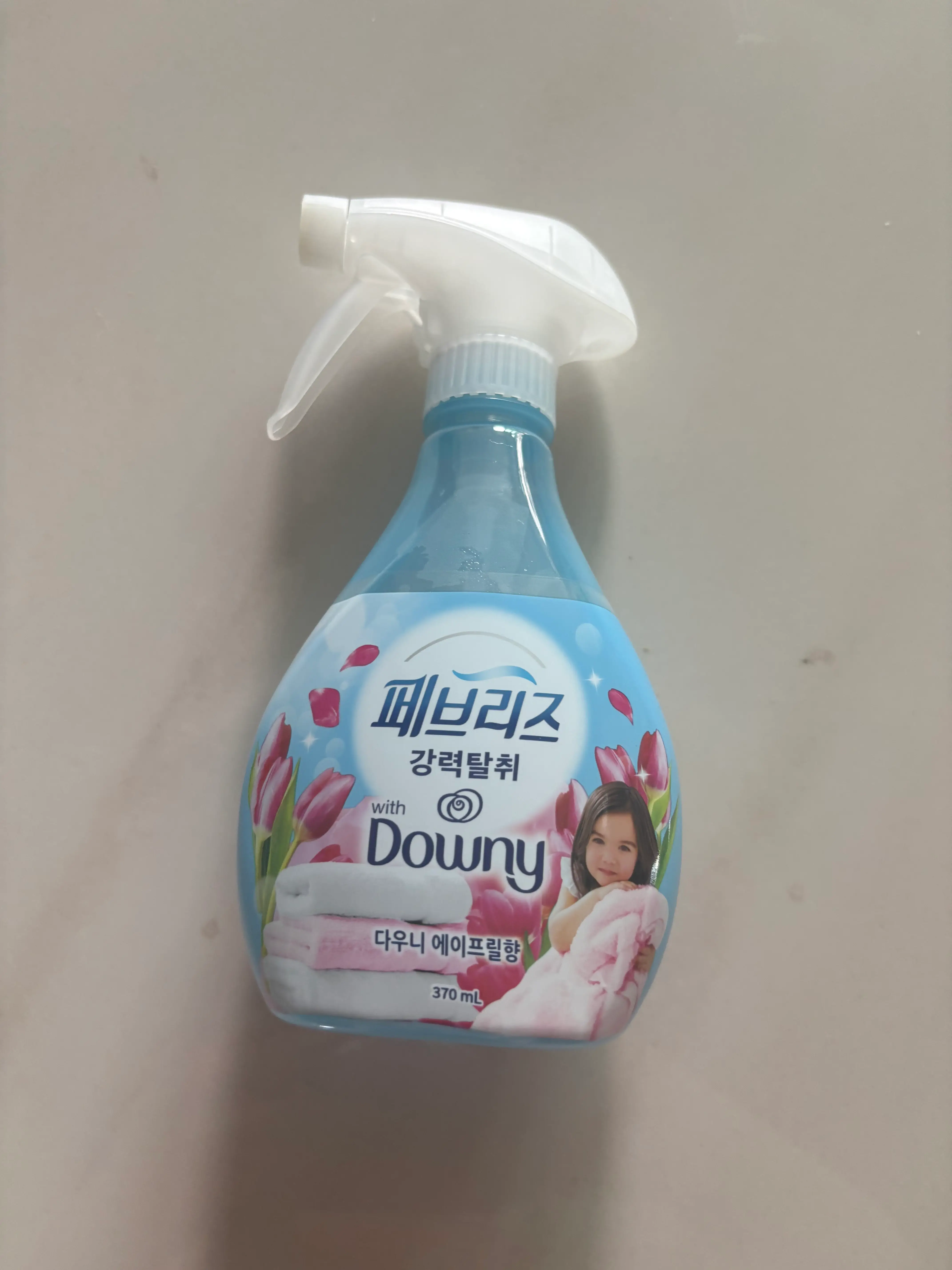 선택된 언니의파우치 리뷰 이미지 - [(페브리즈X다우니) 강력탈취 섬유탈취제 [다우니 에이프릴]]
