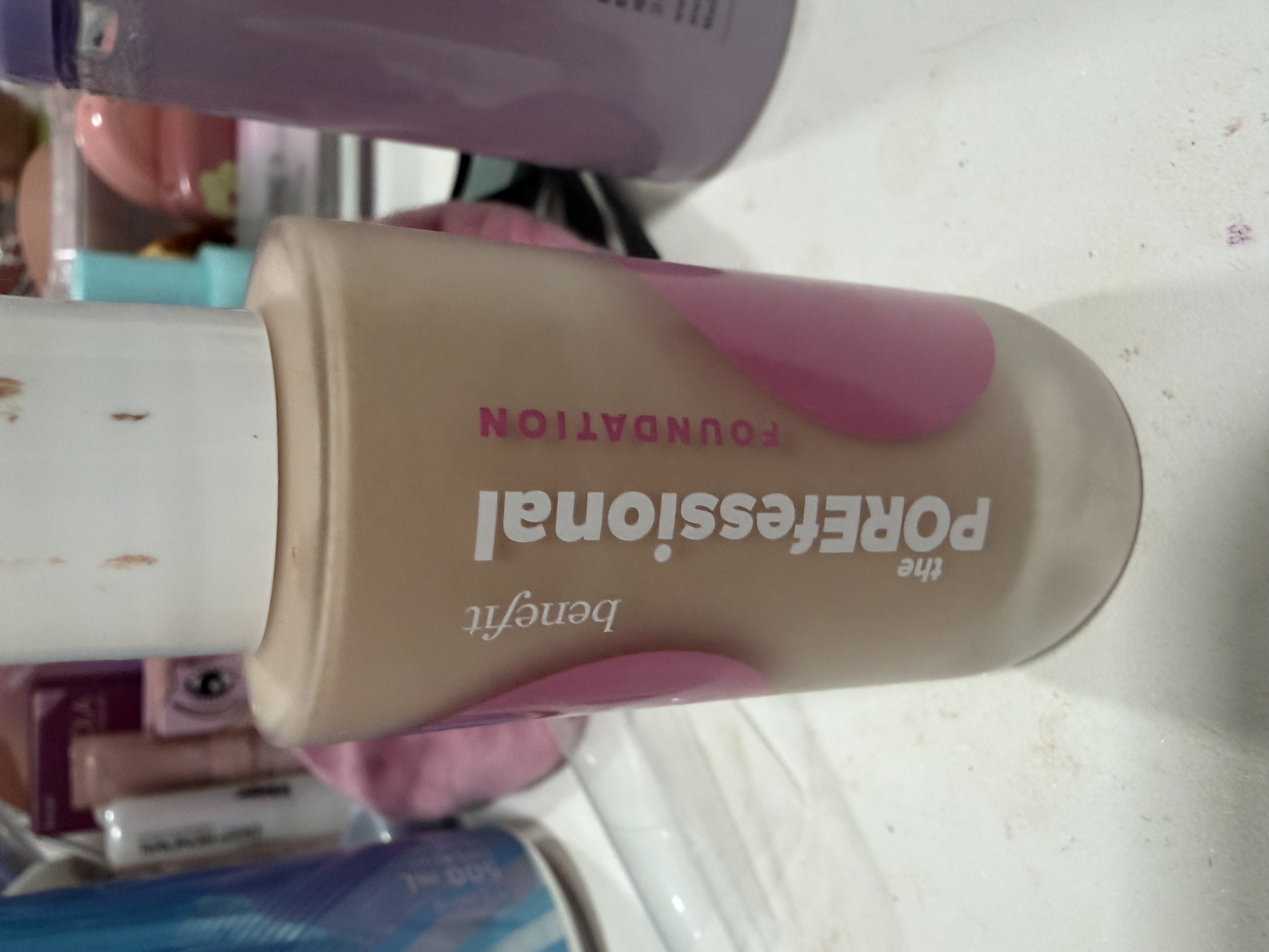 선택된 언니의파우치 리뷰 이미지 - [더 포어페셔널 파운데이션]