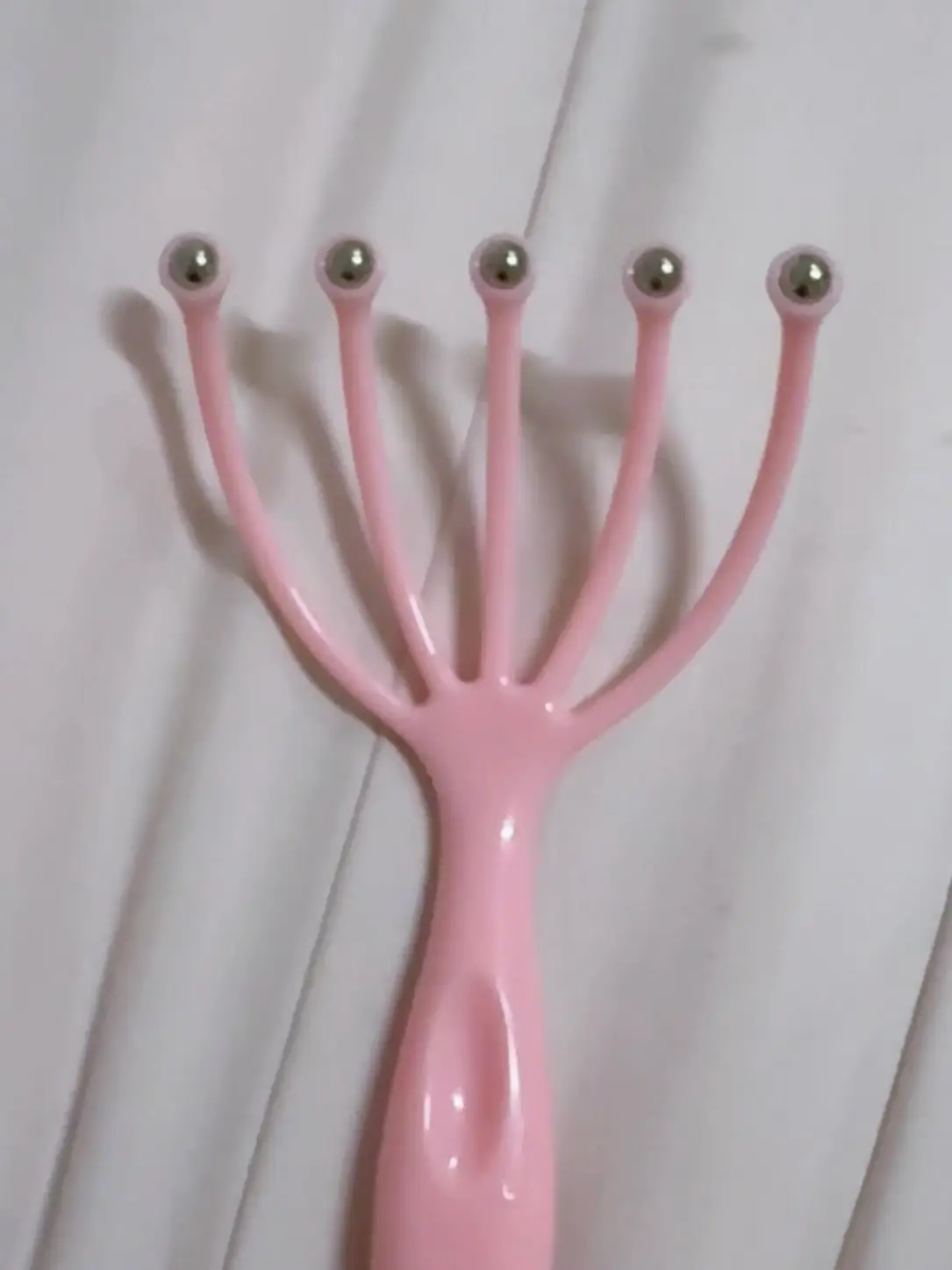 선택된 언니의파우치 리뷰 이미지 - [미니 구슬 두피 마사지기]