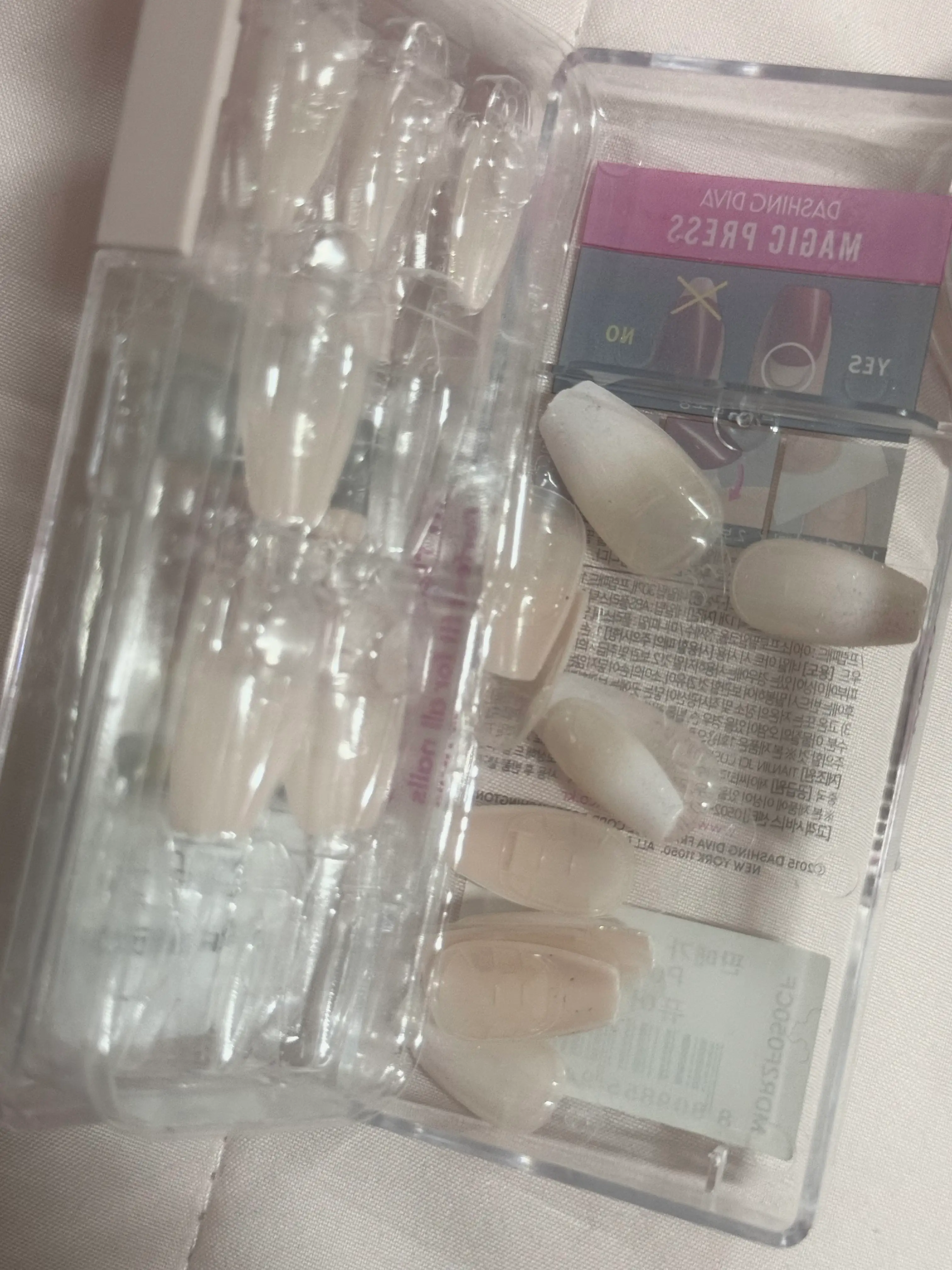 선택된 언니의파우치 리뷰 이미지 - [매직프레스 퓨어 데이 네일팁]