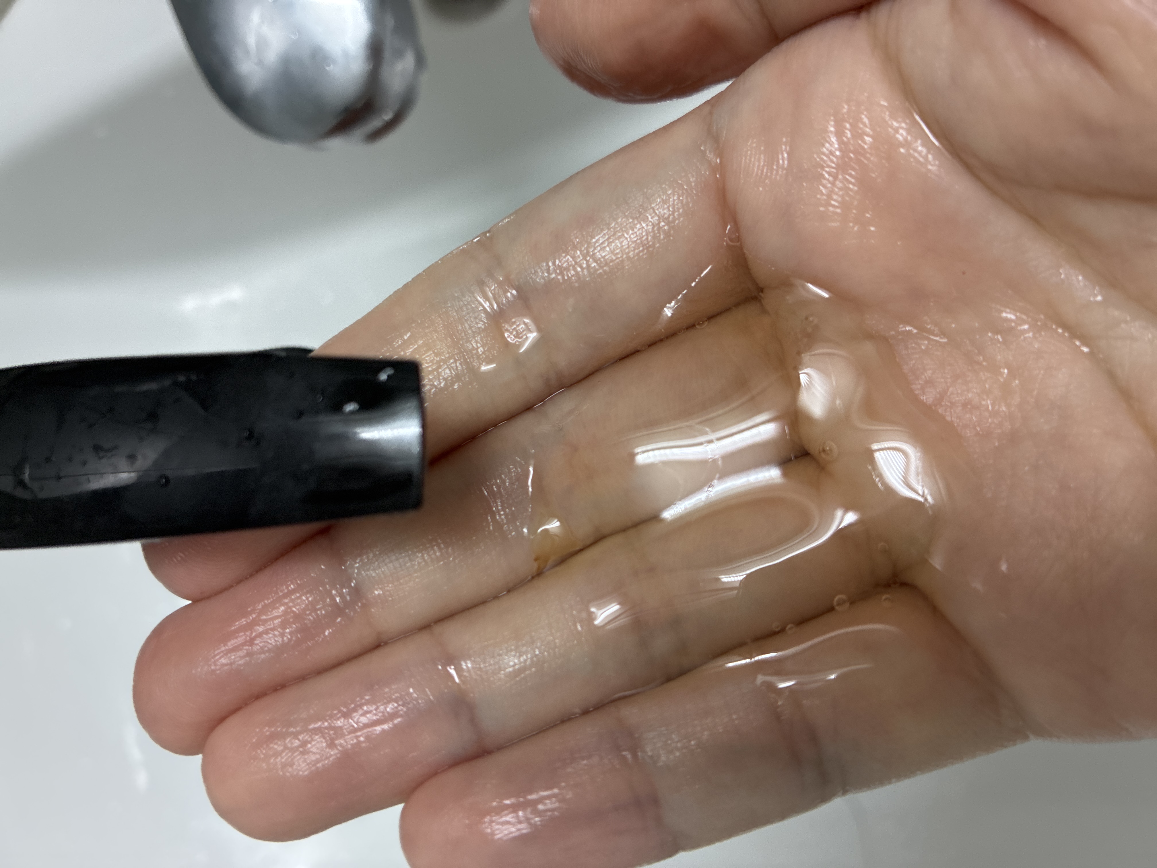 선택된 언니의파우치 리뷰 이미지 - [맥주효모 바이오틴 탈모증상완화 샴푸 ]