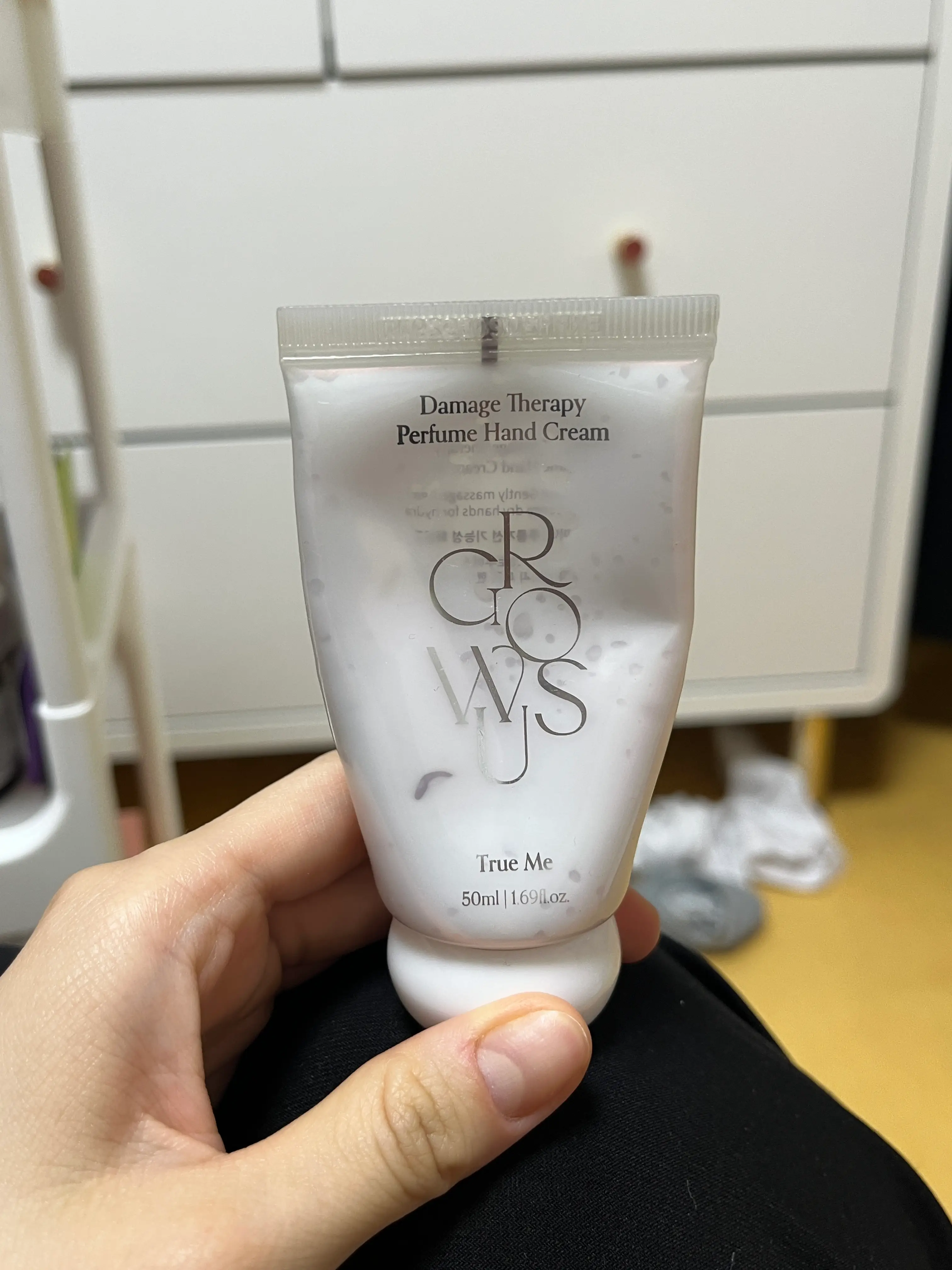 선택된 언니의파우치 리뷰 이미지 - [데미지 테라피 퍼퓸 핸드크림]