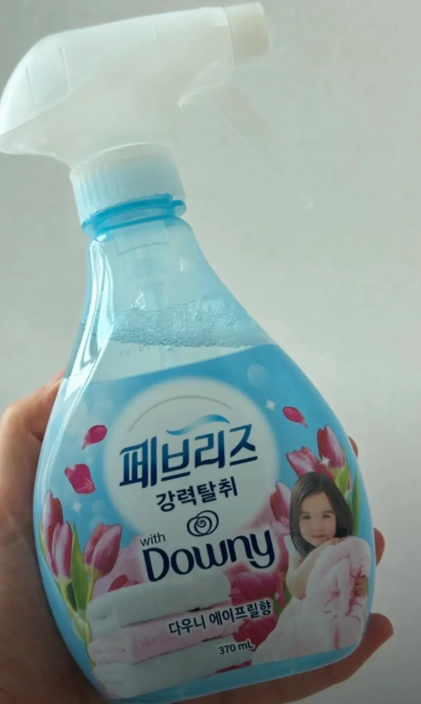 선택된 언니의파우치 리뷰 이미지 - [(페브리즈X다우니) 강력탈취 섬유탈취제 [다우니 에이프릴]]