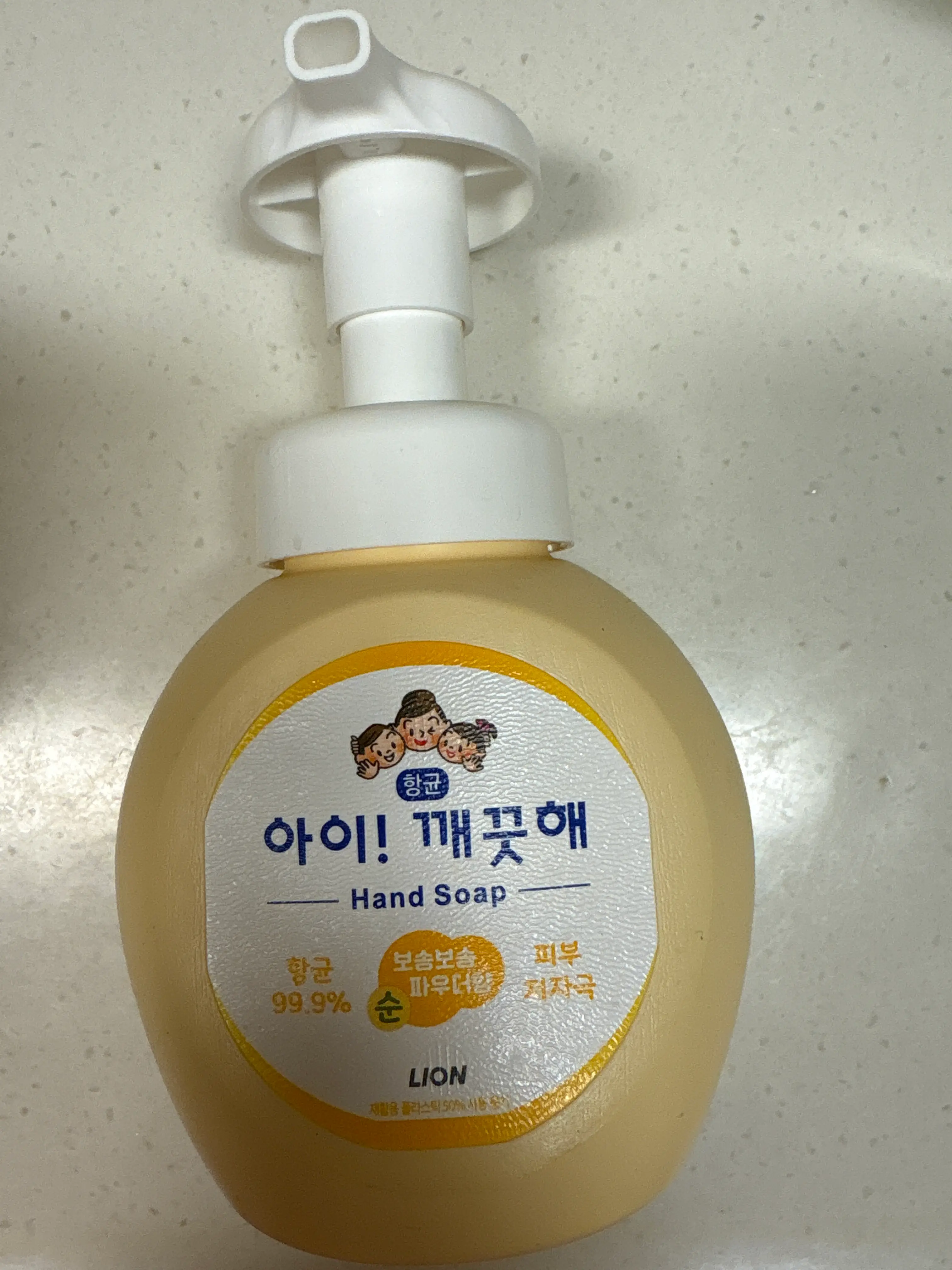 선택된 언니의파우치 리뷰 이미지 - [아이 깨끗해 향균 폼 핸드솝 [클린 머스크]]