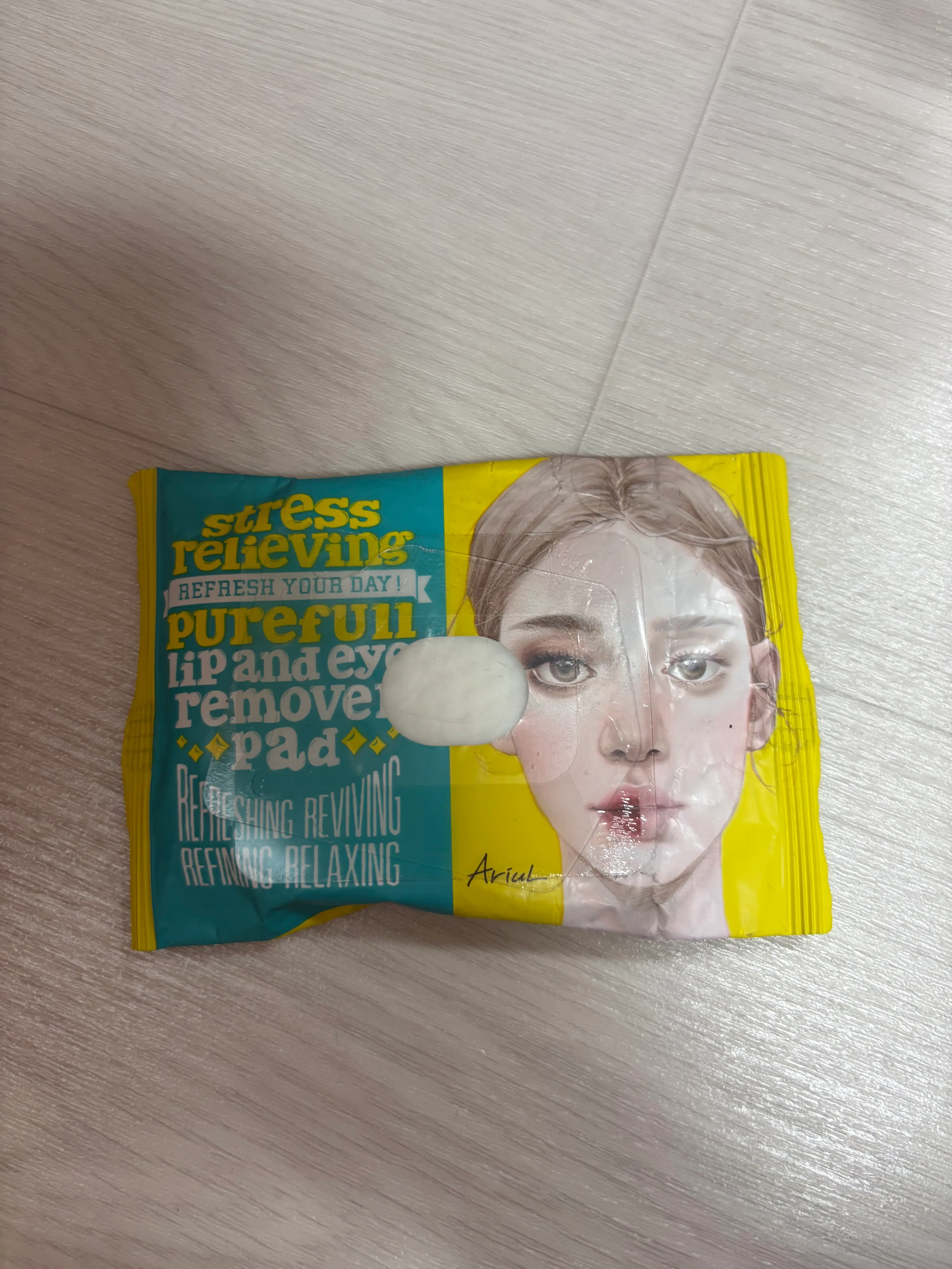 선택된 언니의파우치 리뷰 이미지 - [스트레스 릴리빙 퓨어풀 립앤아이 리무버 패드]