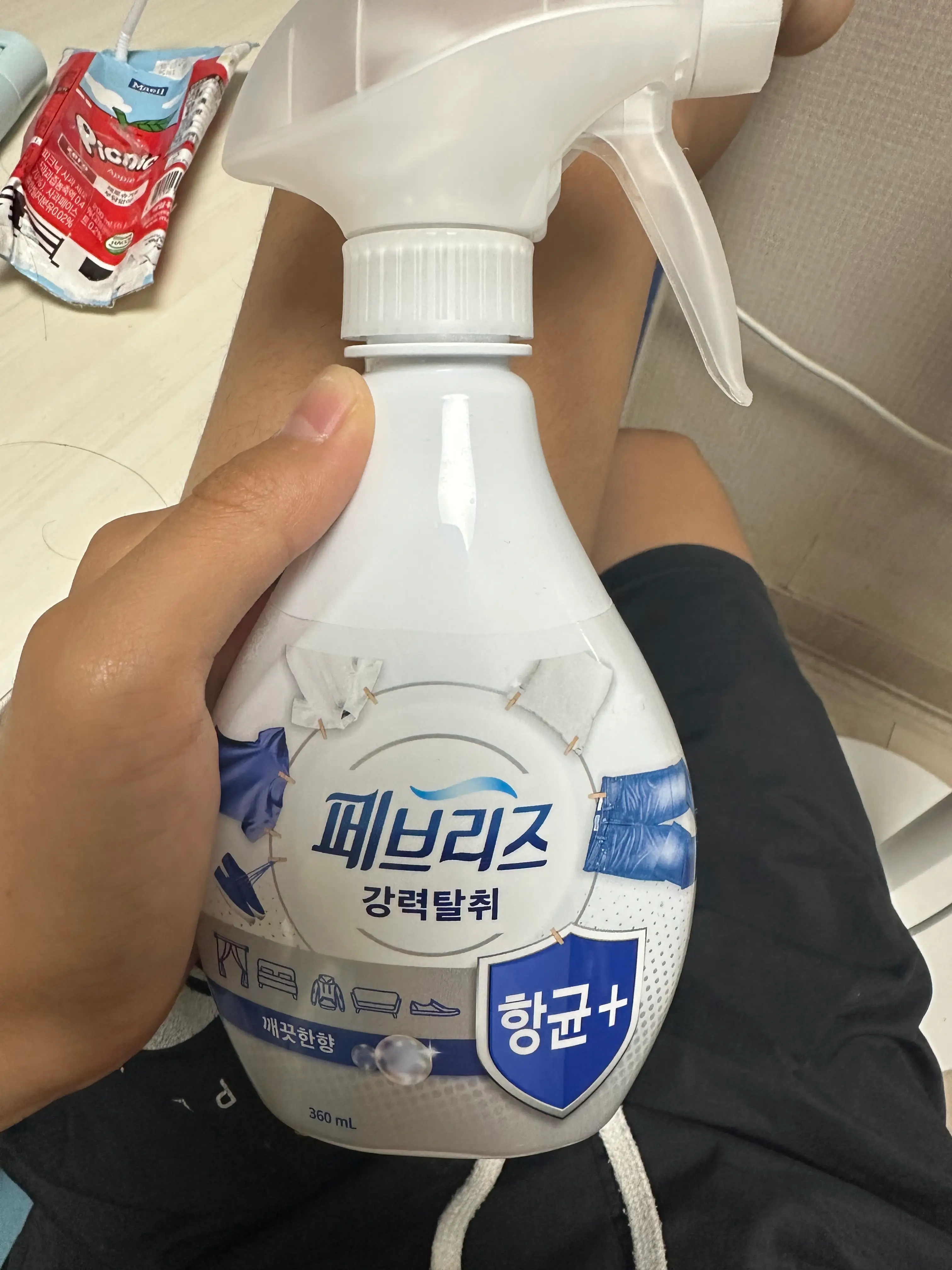 선택된 언니의파우치 리뷰 이미지 - [향균플러스 섬유탈취제 [깨끗한향]]