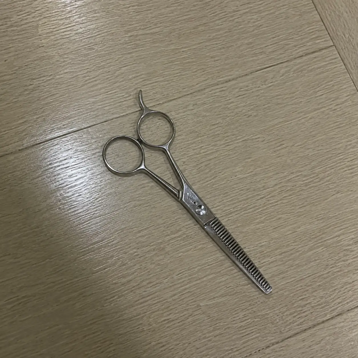 선택된 언니의파우치 리뷰 이미지 - [고급 스테인리스 틴닝 숱가위]