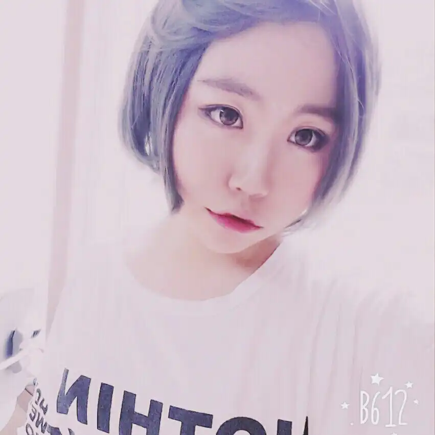 By수아