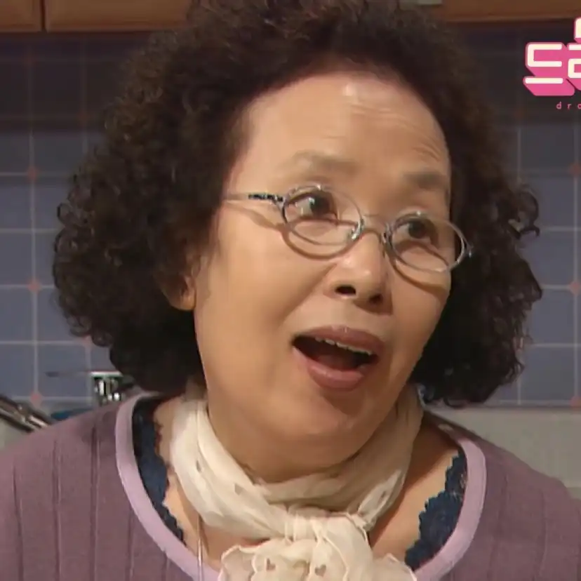 문희는포도가먹고찌픈데