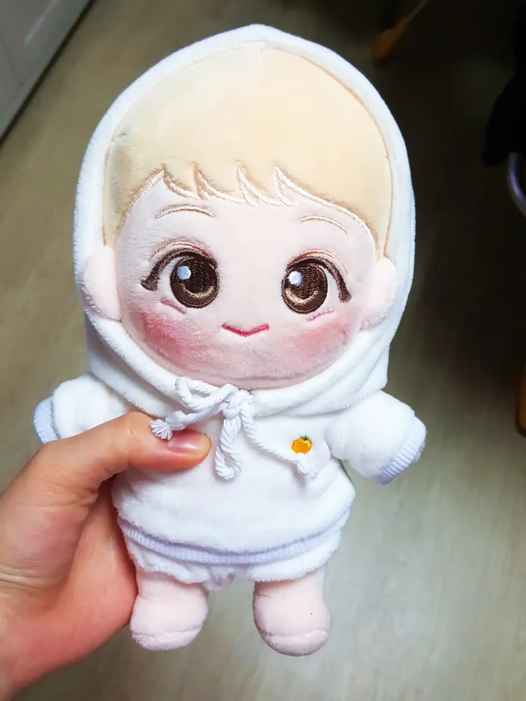 유즁