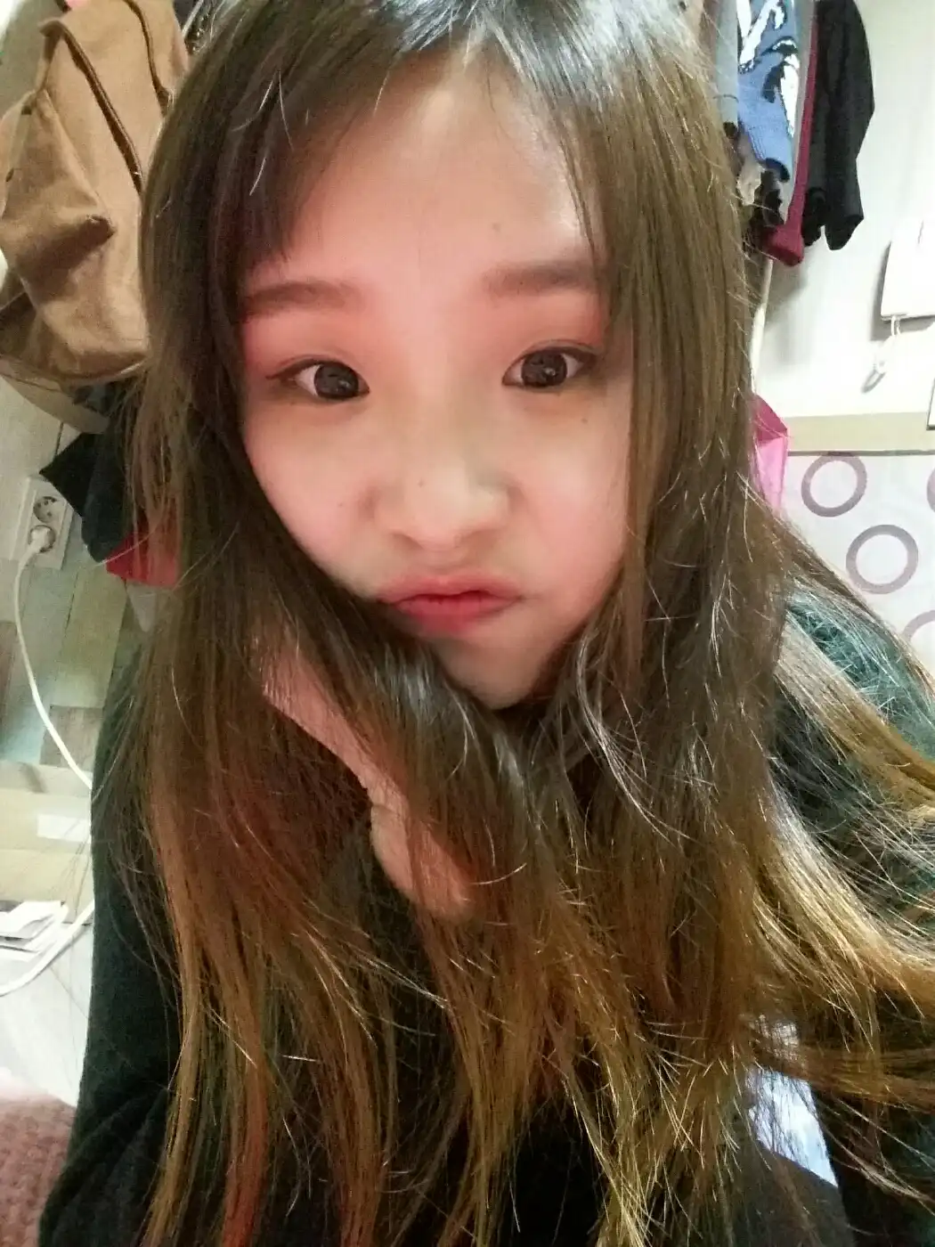 띨빵한미소녀