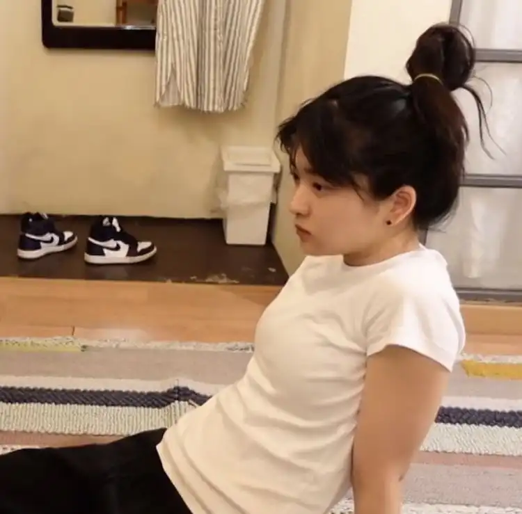 x_
