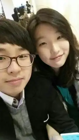 엑스트라떼라스트레