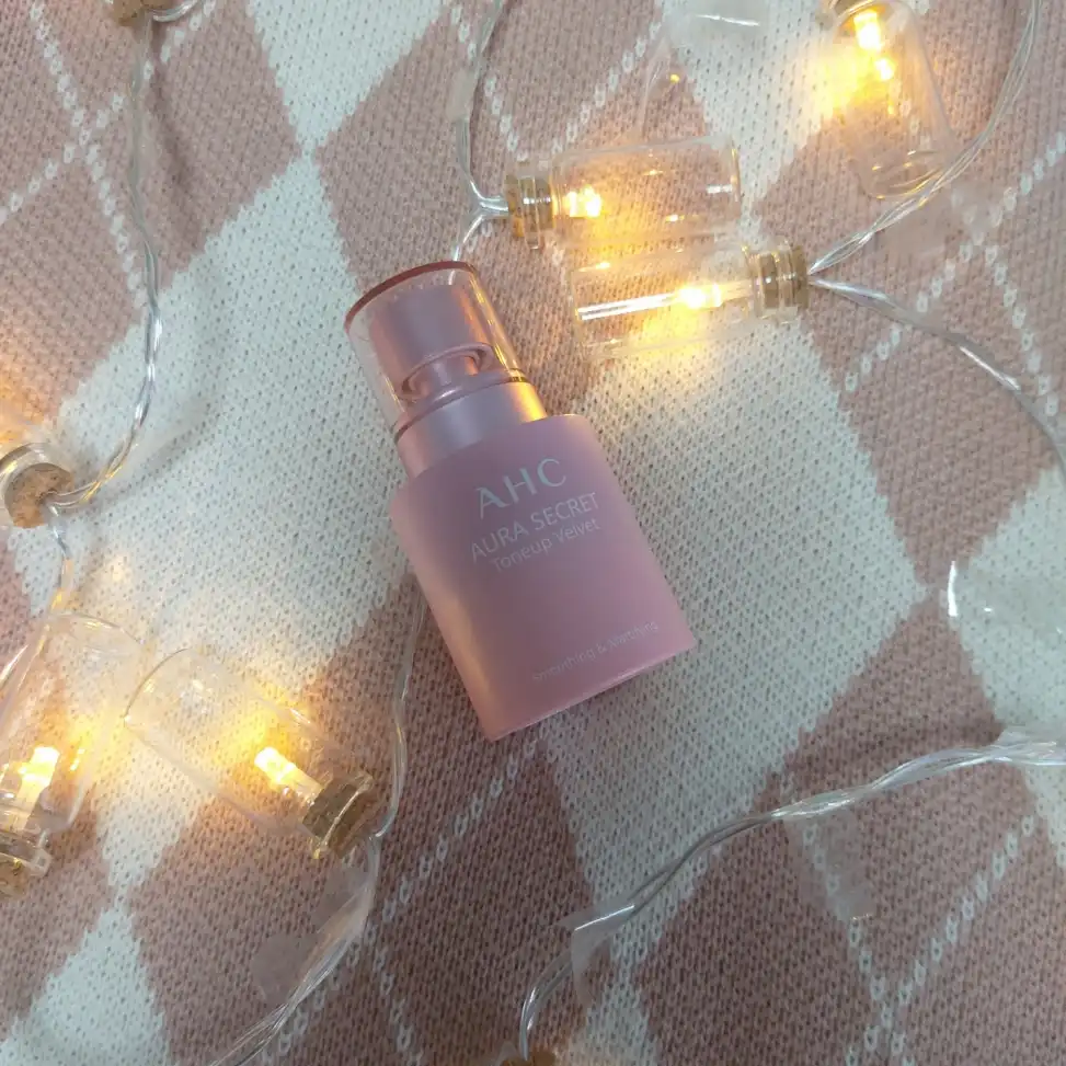 아우라 시크릿 톤업 벨벳