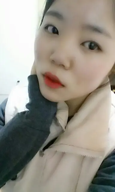 선택된 언니의파우치 리뷰 이미지 - [크리미 틴트 립무스 (3호 향긋한 프레시 코랄)]