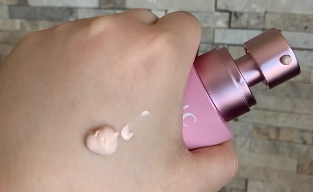 아우라 시크릿 톤업 벨벳